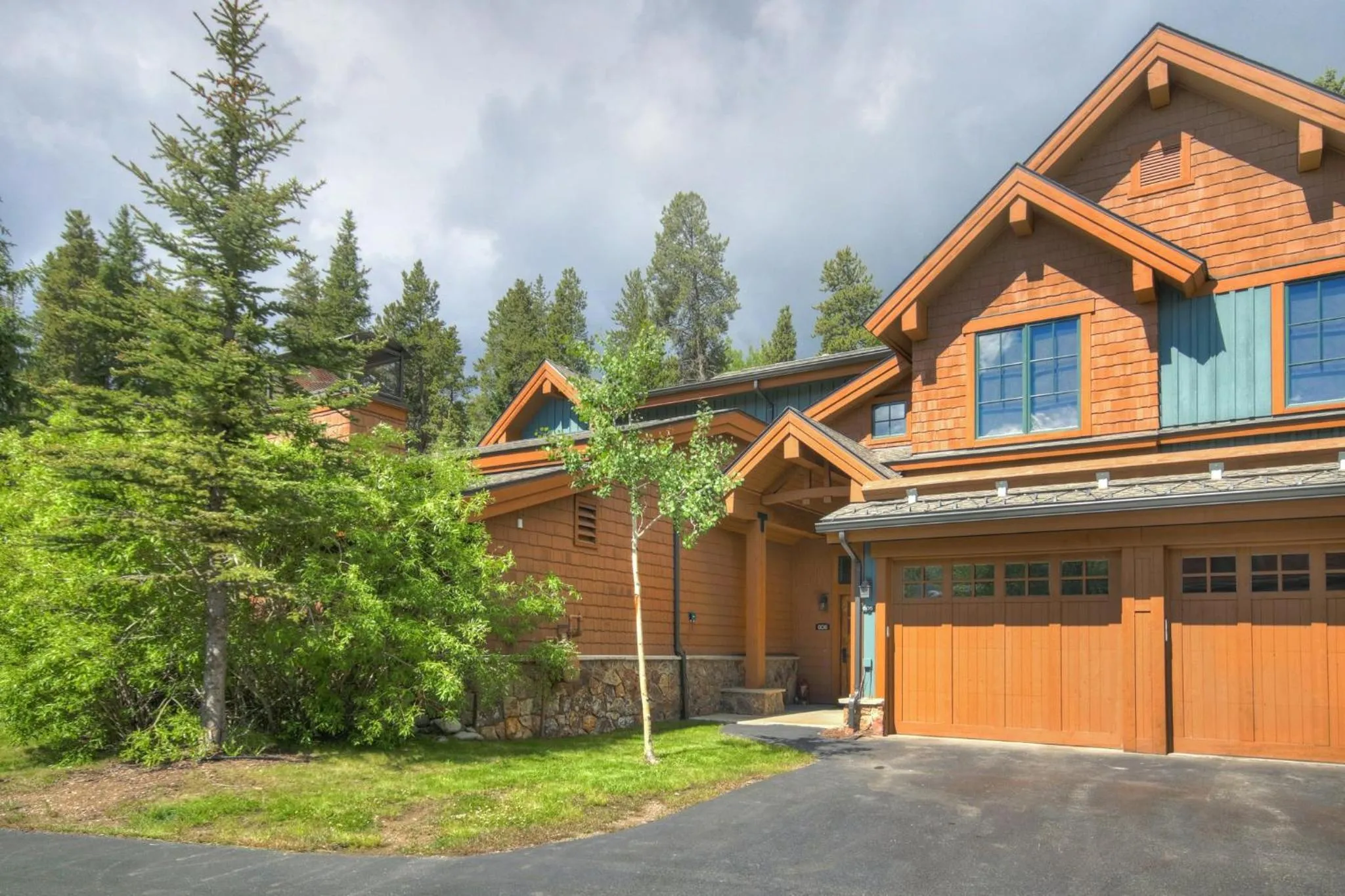 Photo of the whole room in Mountain Thunder Lodge, A Vail Resorts Property