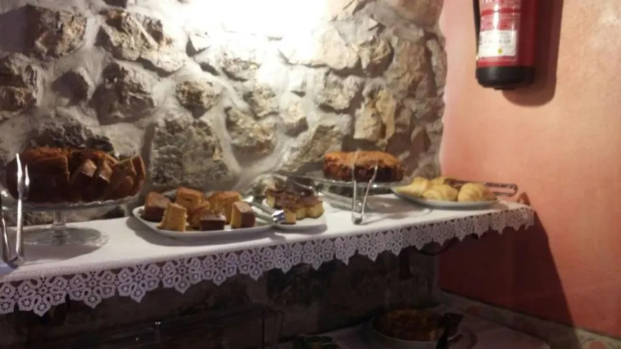 Breakfast, Food in Hotel Rural Sucuevas