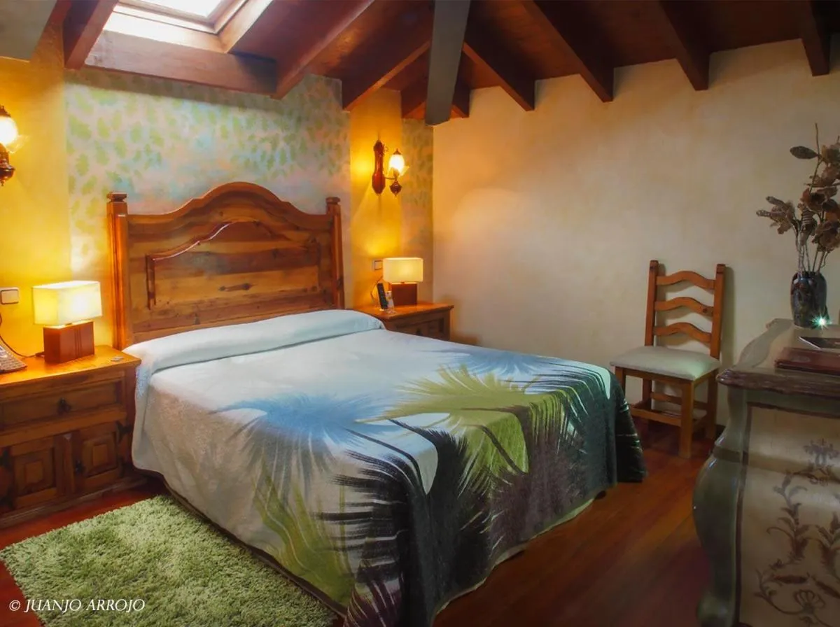 Decorative detail, Bed in Hotel Rural Sucuevas