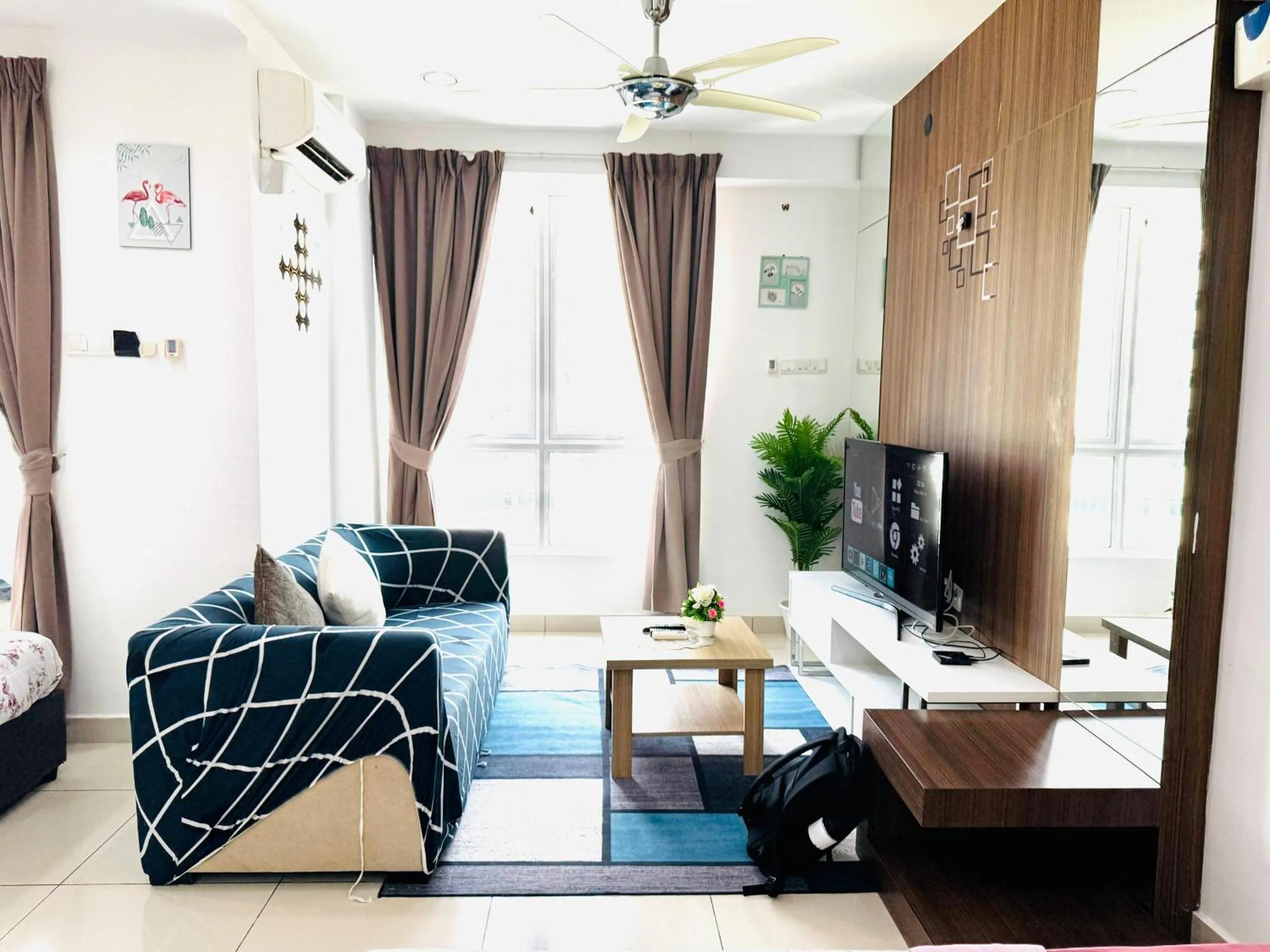 TV and multimedia in Hejmo Suites