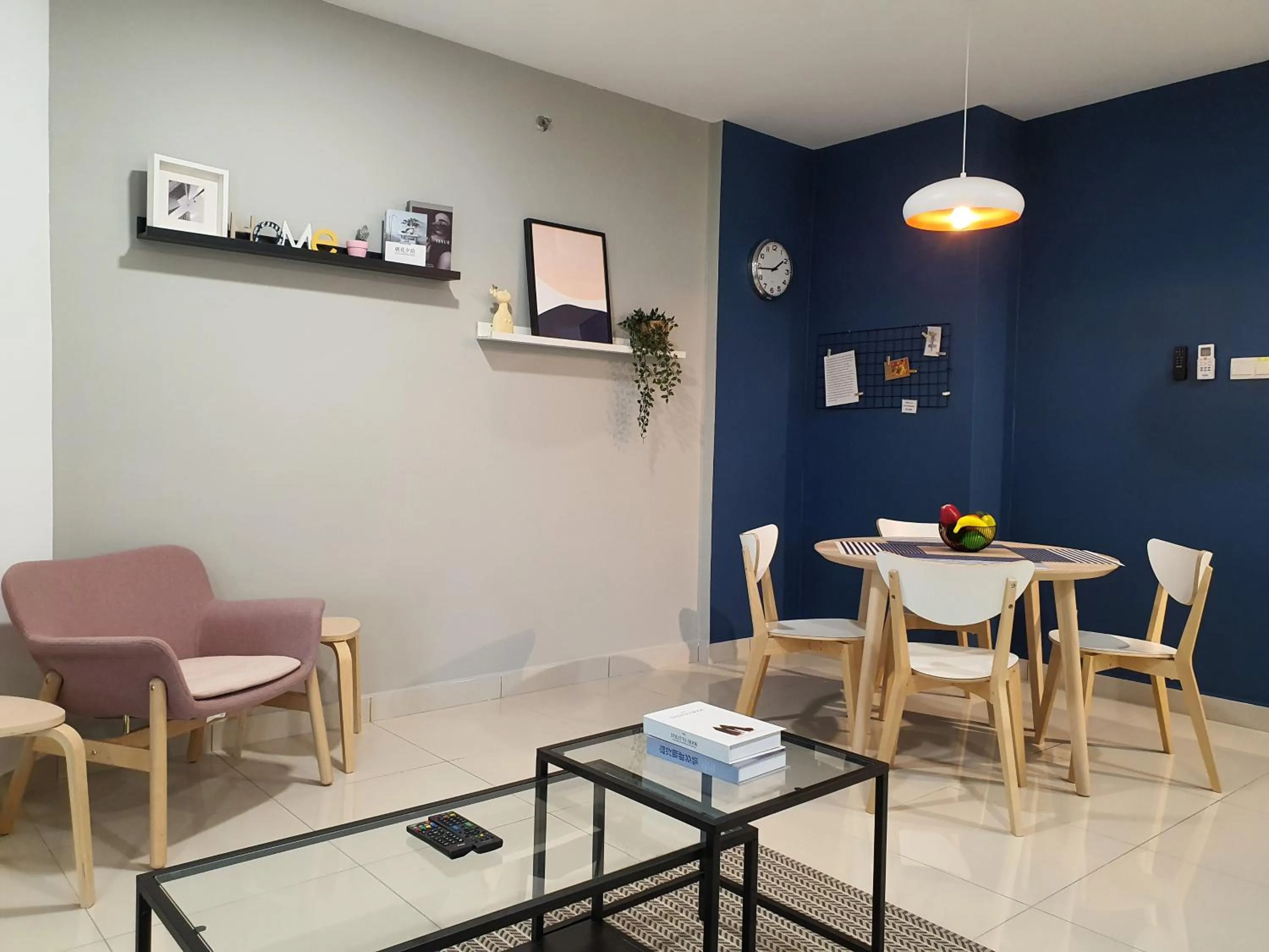 Living room in Hejmo Suites