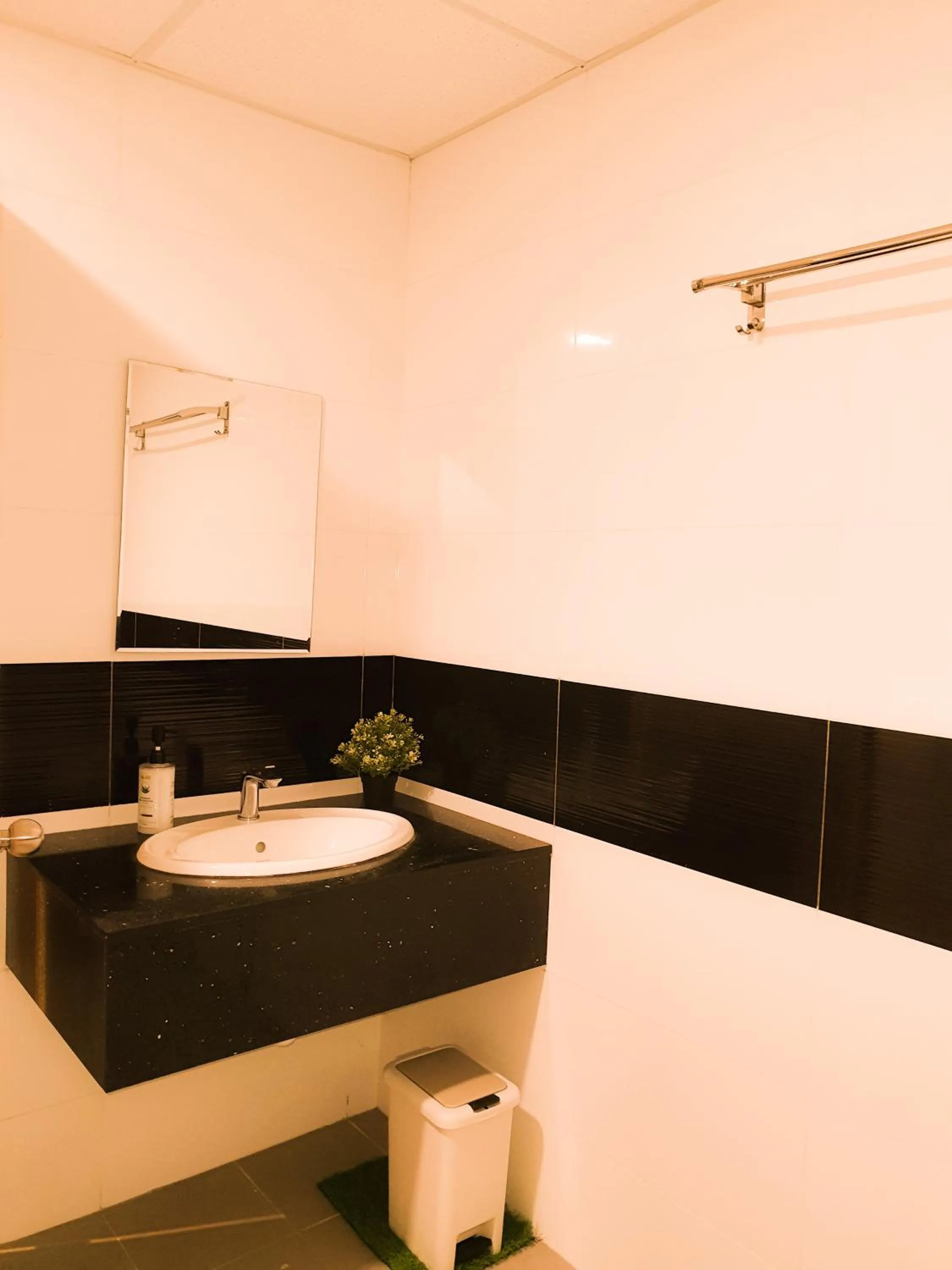 Bathroom in Hejmo Suites