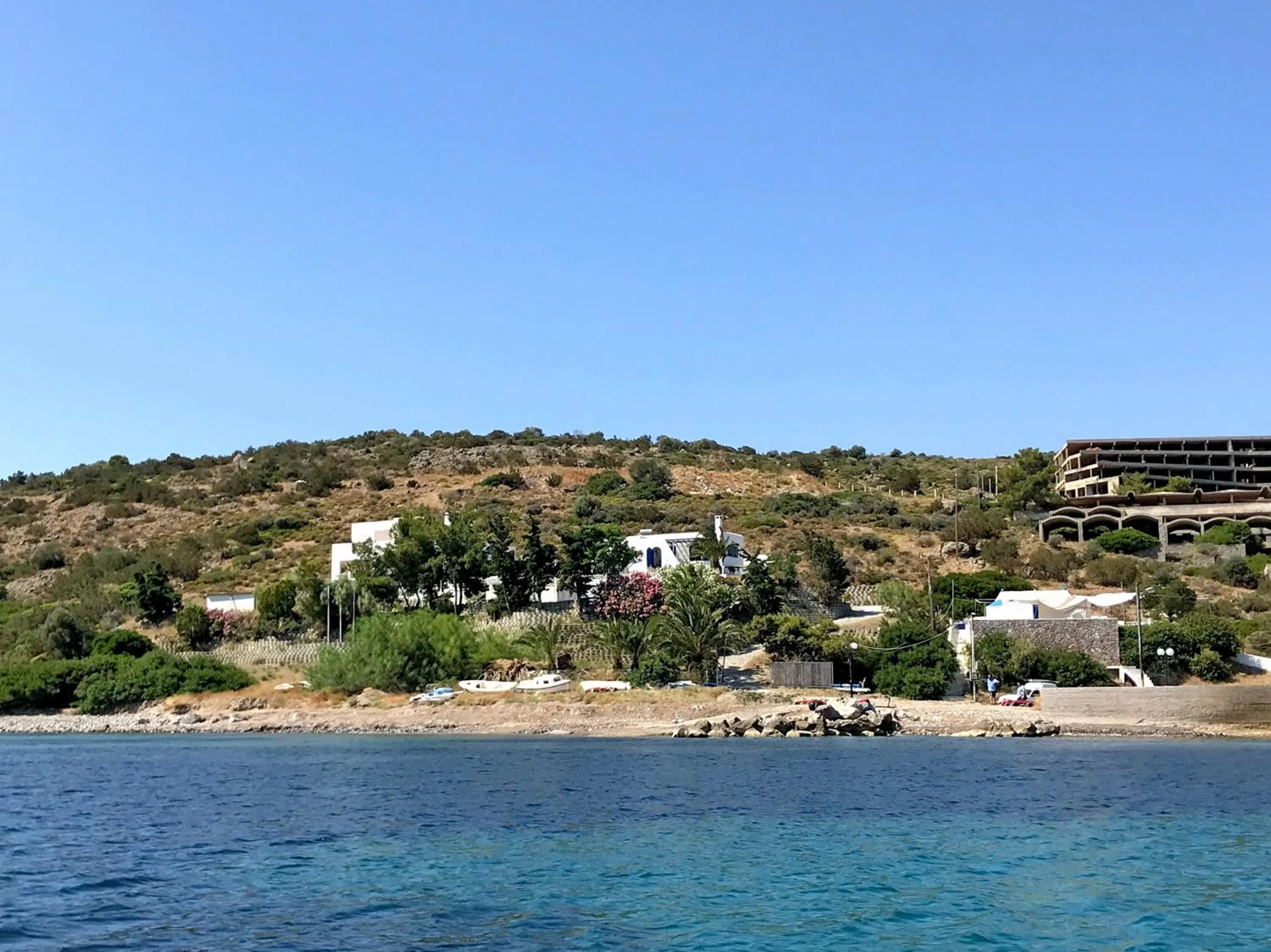 Facade/entrance in Oneiro glico