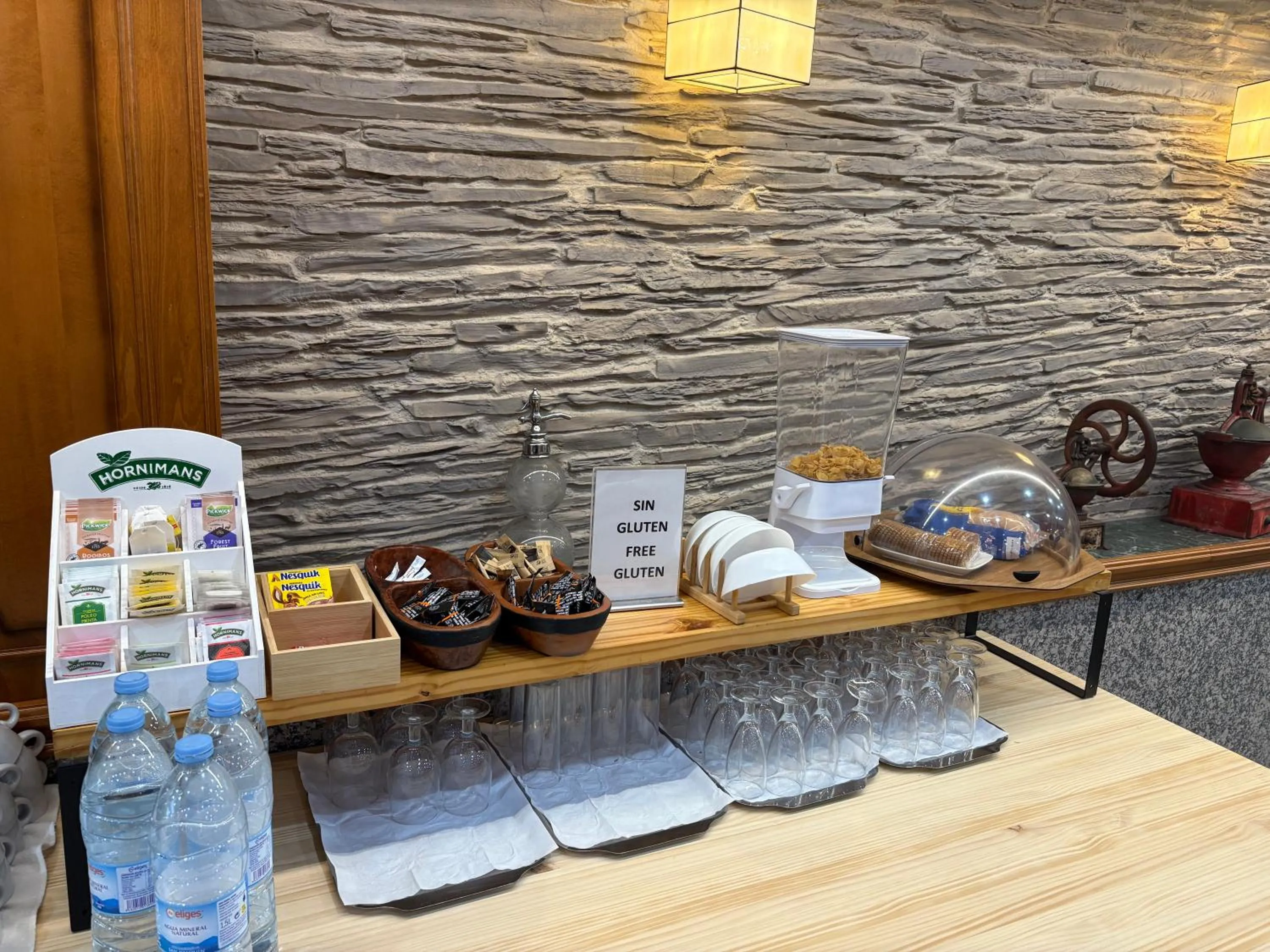 Breakfast in Hotel Los Olmos