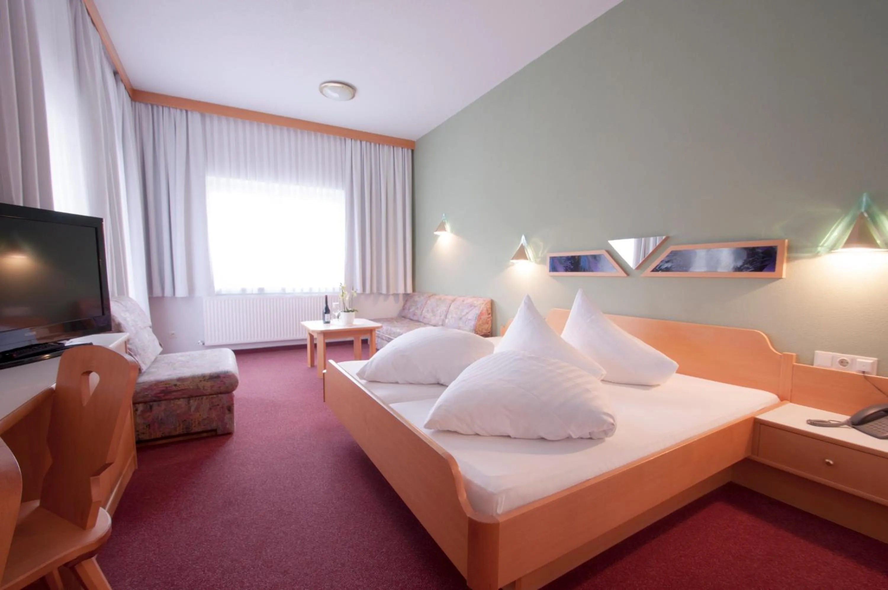 Restaurant/places to eat, Bed in Hotel Alpenfriede