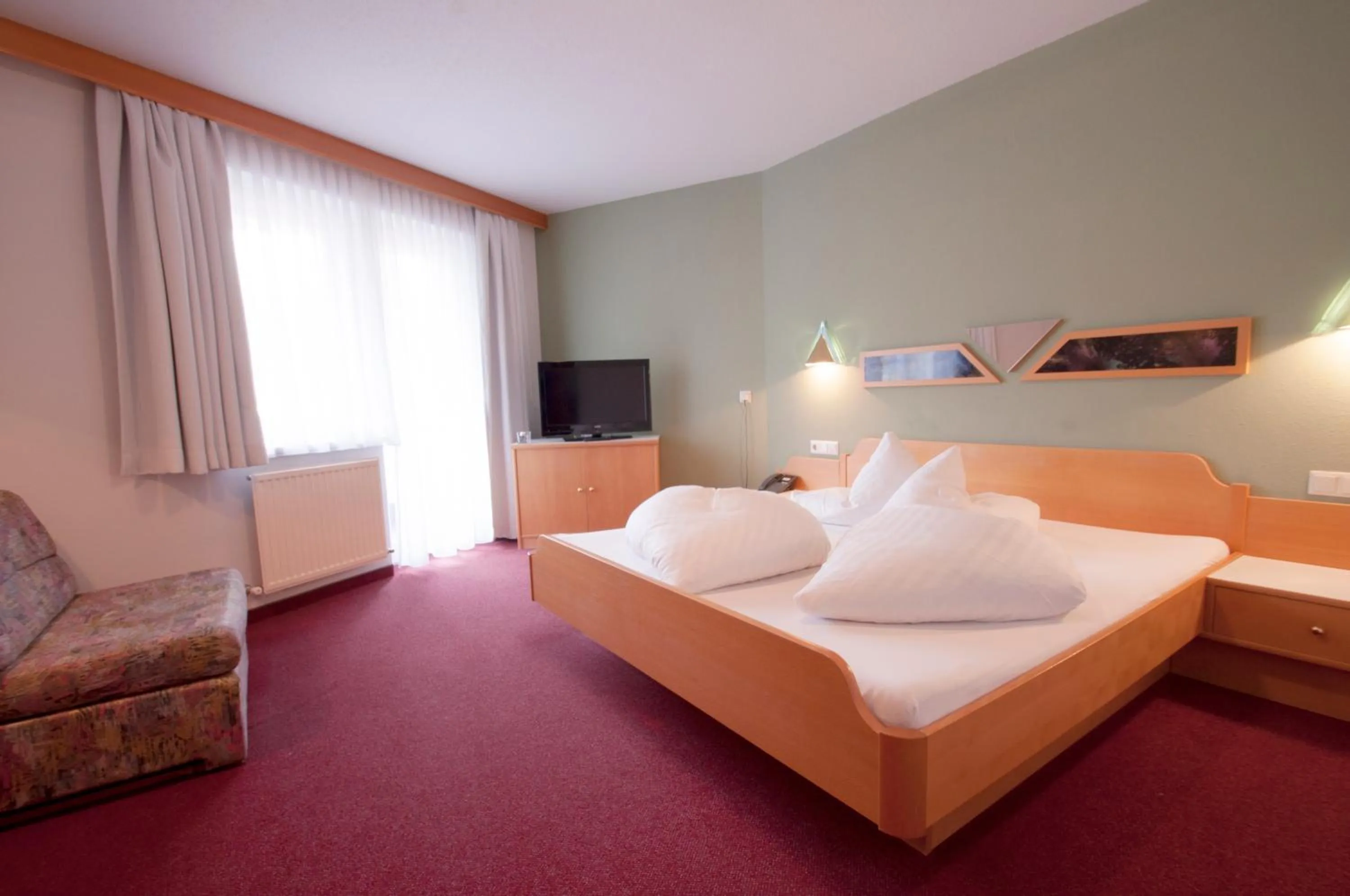 Photo of the whole room, Bed in Hotel Alpenfriede