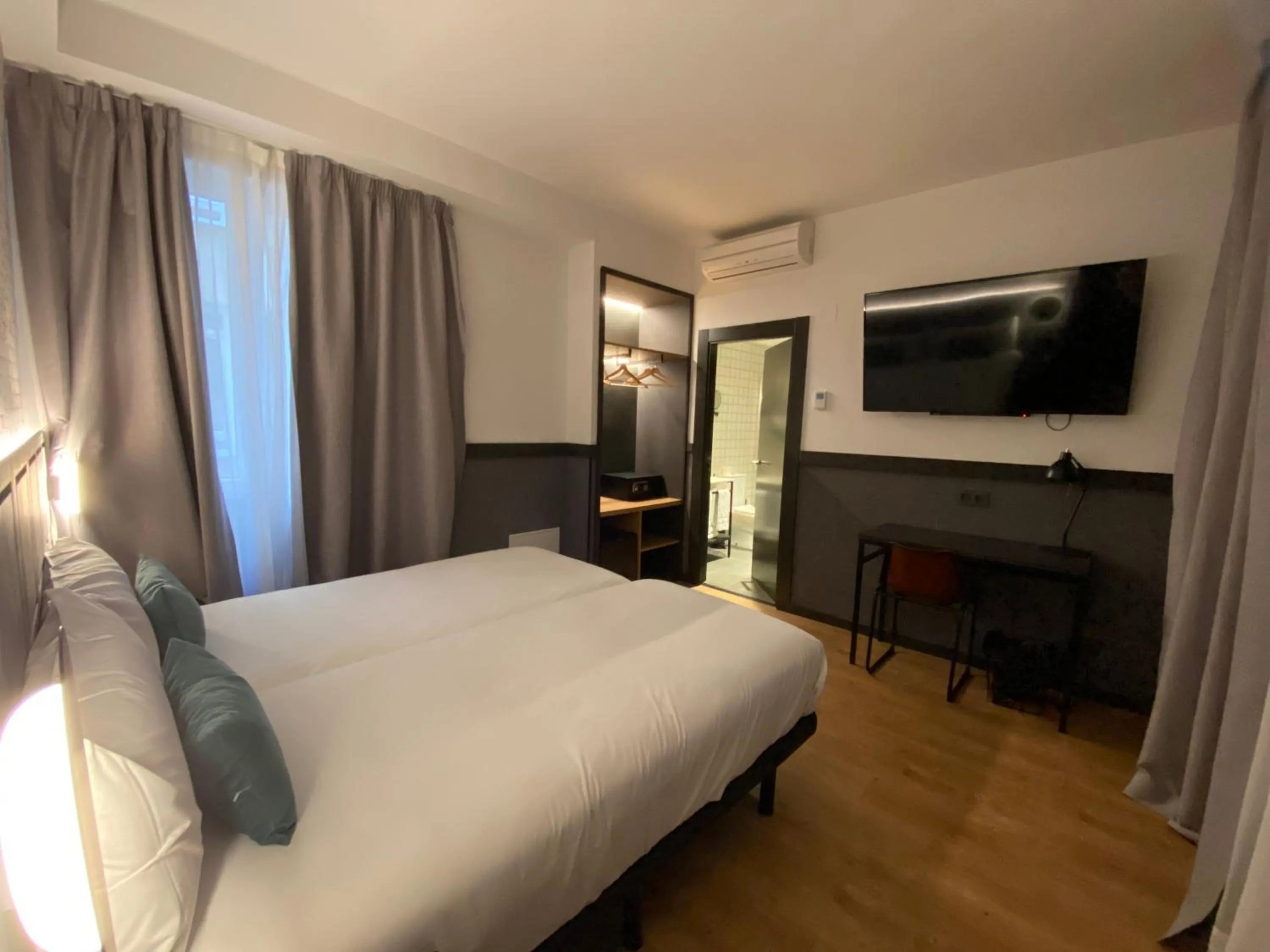 Bed in BYPILLOW San Mamés