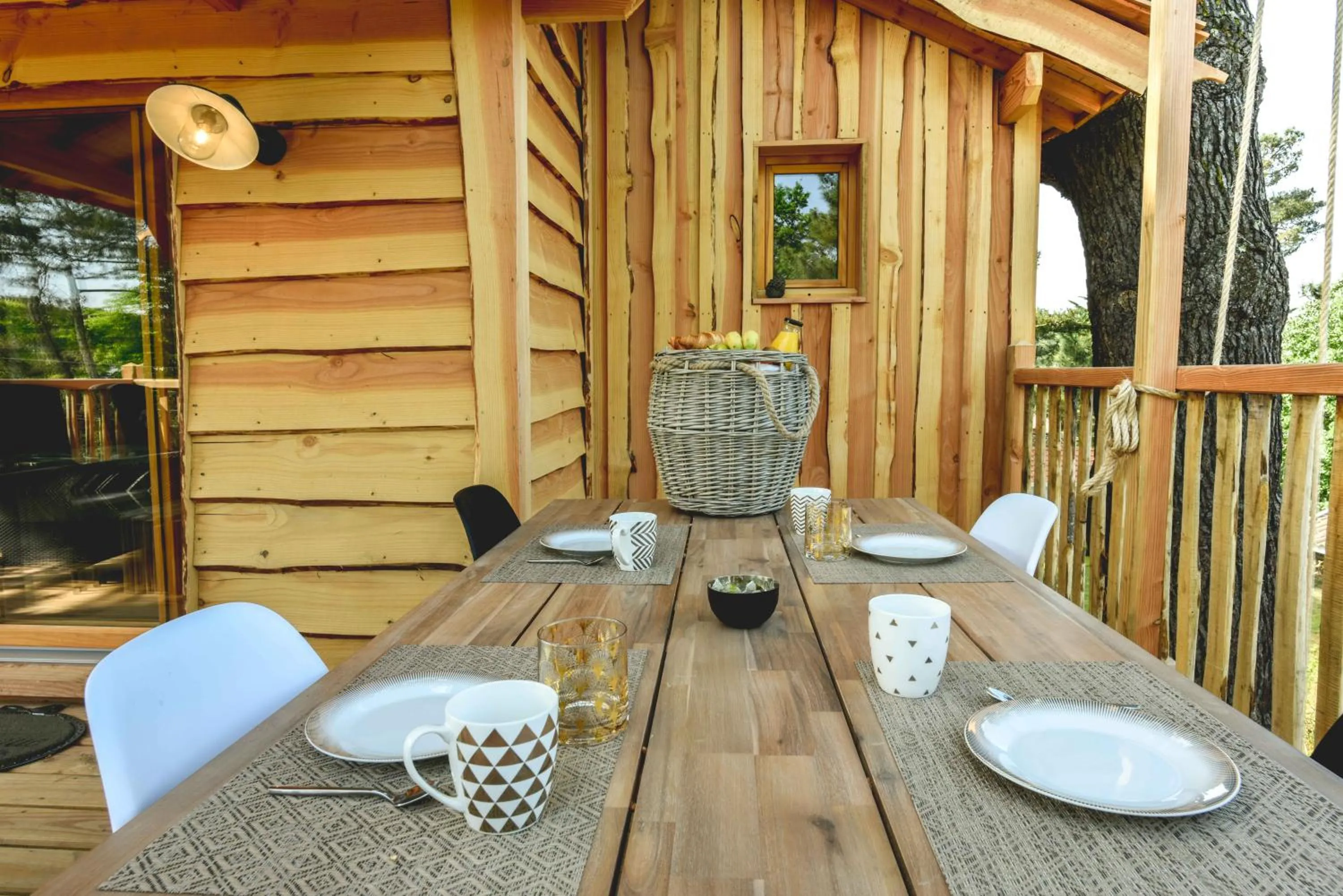 Balcony/Terrace in Logis Hôtel Emeraude des Bois