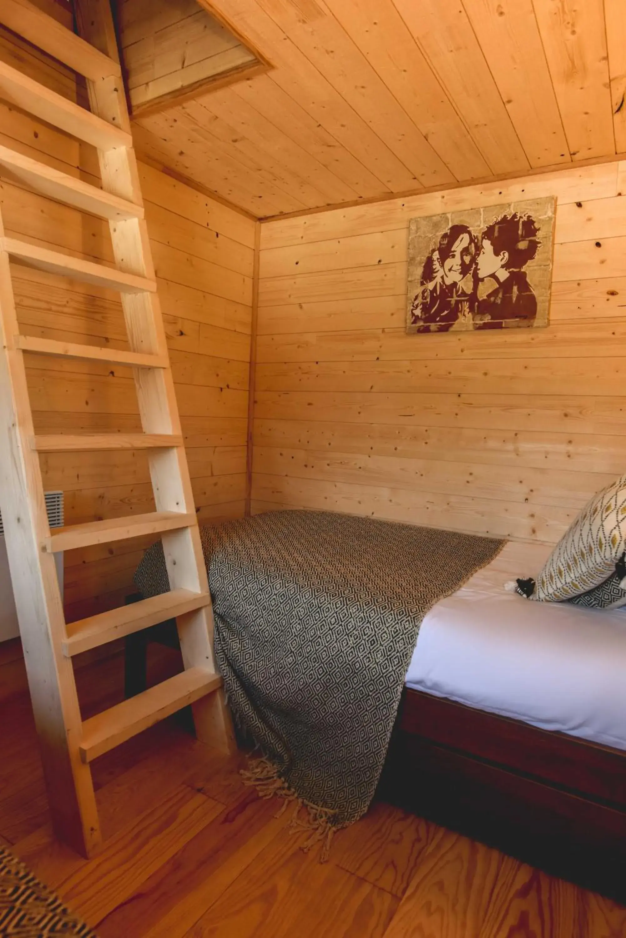 Cabane Perchée in Logis Hôtel Emeraude des Bois Cabane Perchée in Logis Hôtel Emeraude des Bois