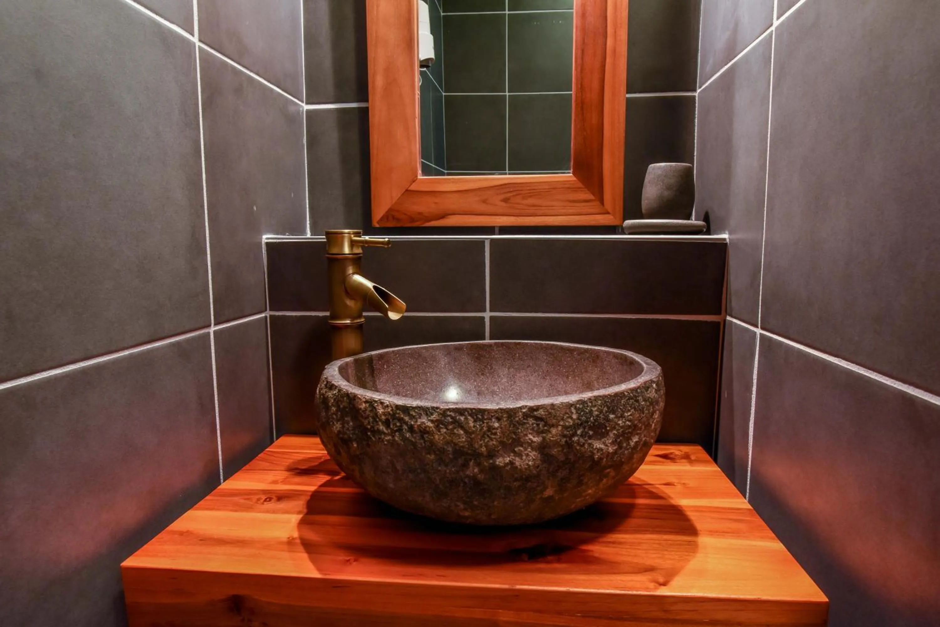 Bathroom in Logis Hôtel Emeraude des Bois