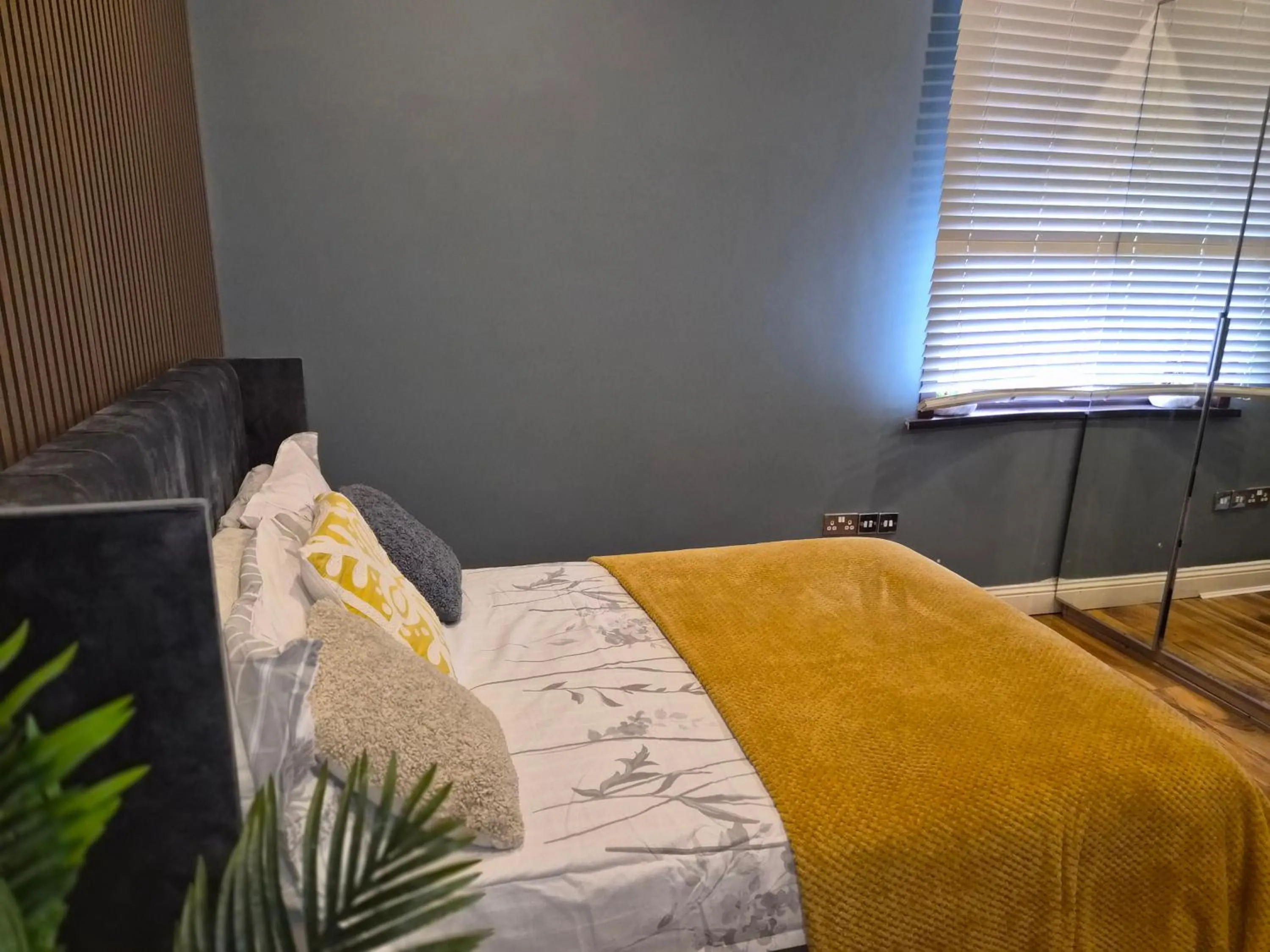 Bed in Dodi Aparts London, near Stratford close to tube station