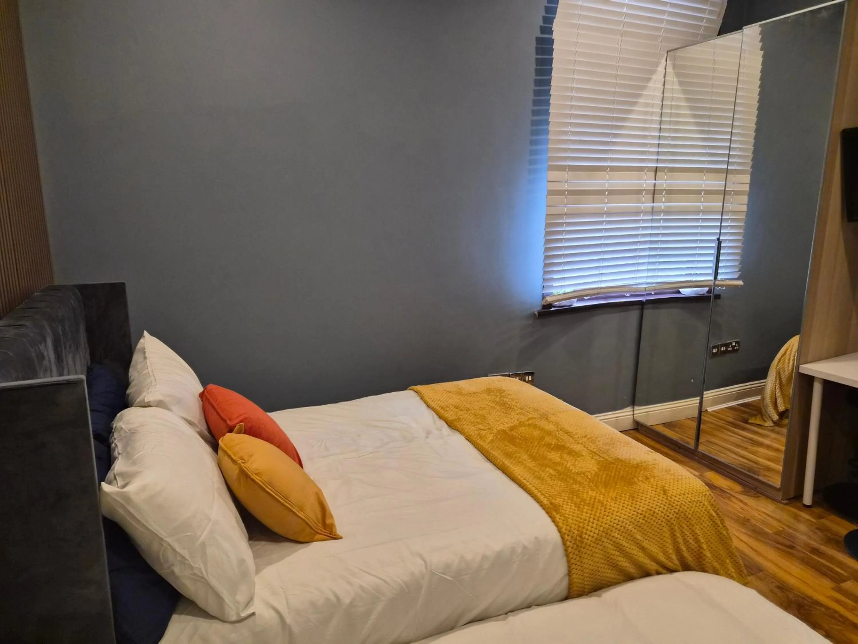 Bed in Dodi Aparts London, near Stratford close to tube station