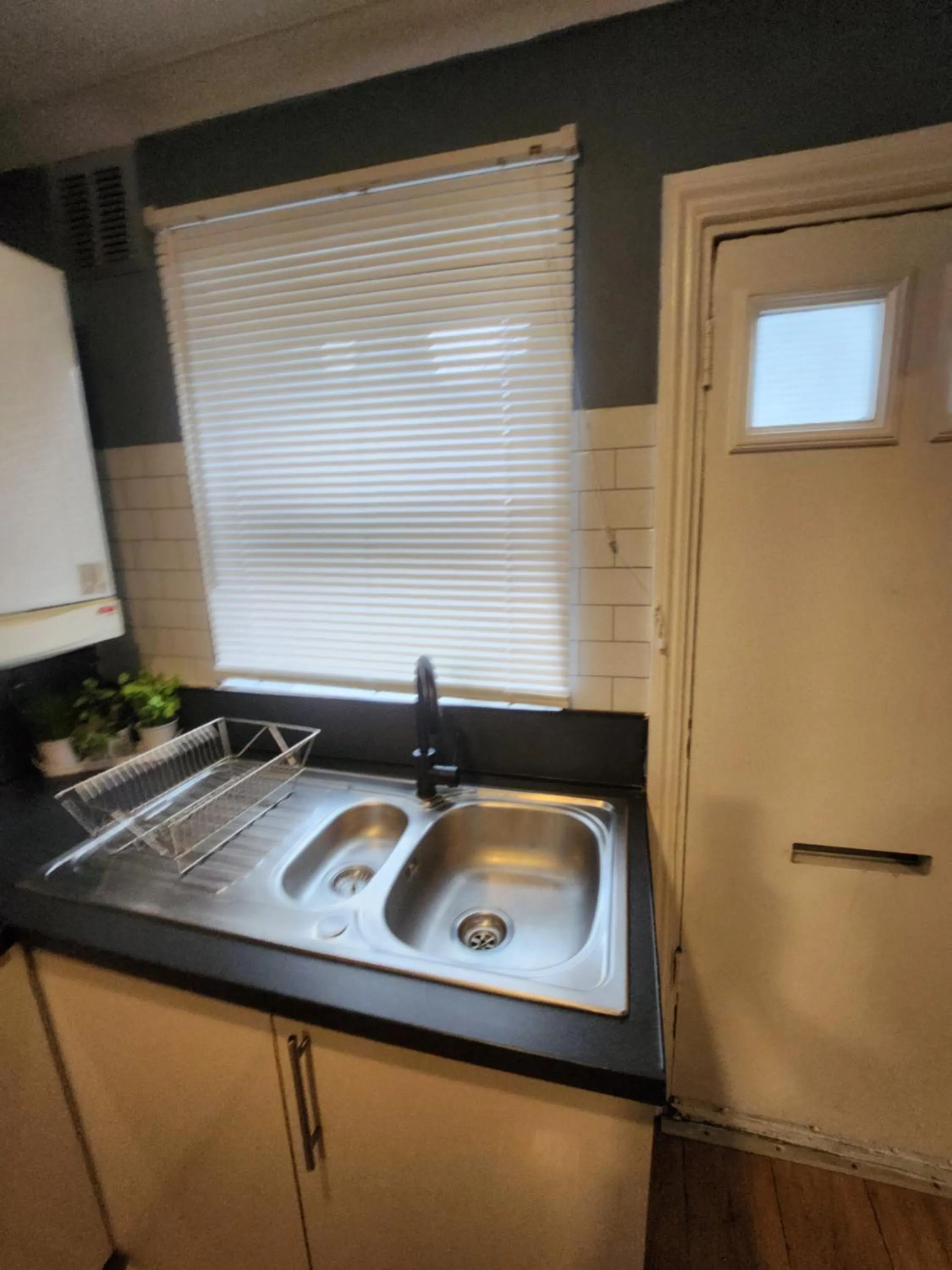 Bathroom in Dodi Aparts London, near Stratford close to tube station