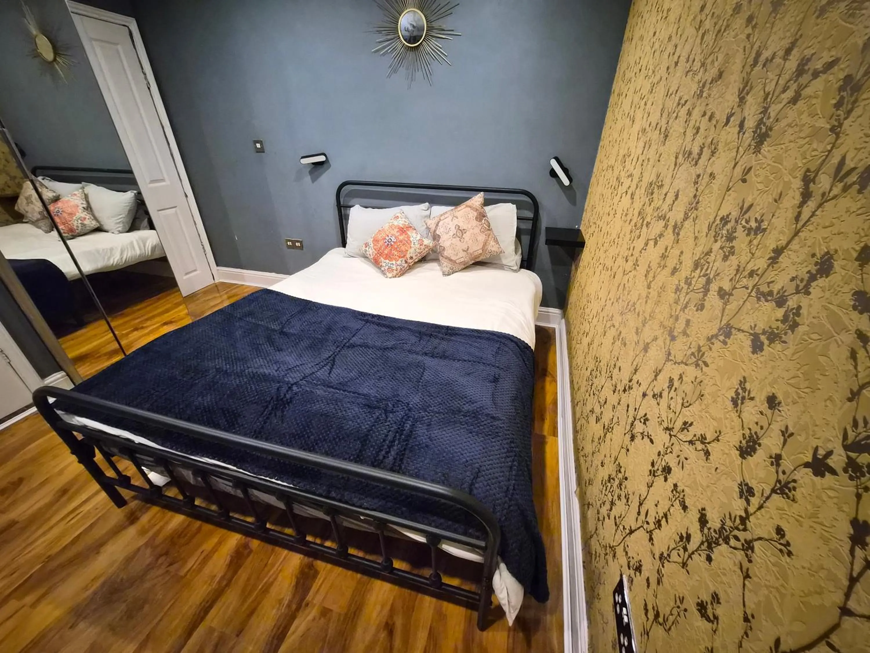 Bed in Dodi Aparts London, near Stratford close to tube station