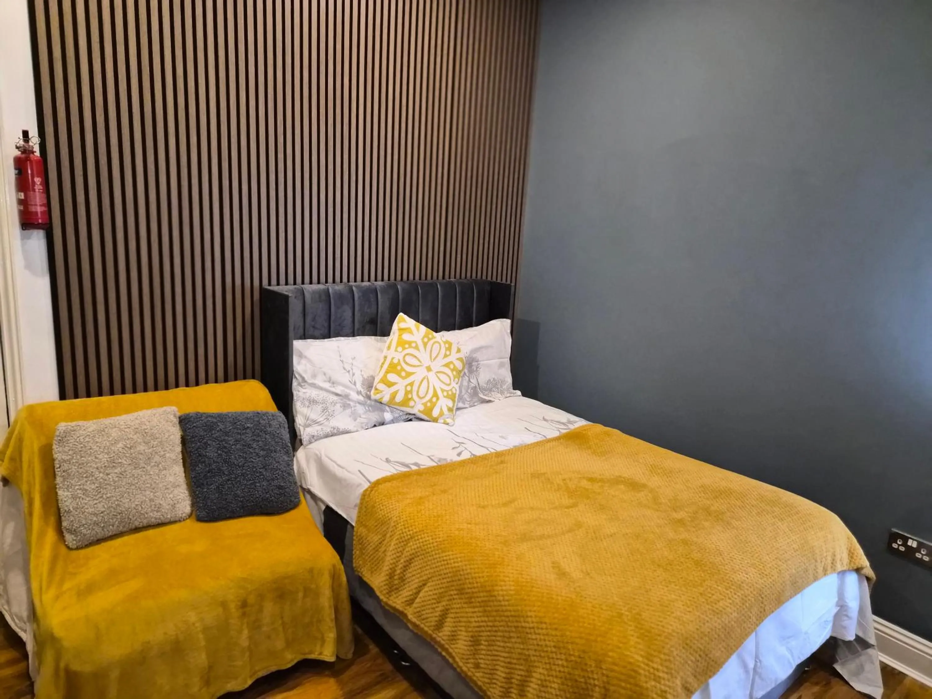 Bed in Dodi Aparts London, near Stratford close to tube station