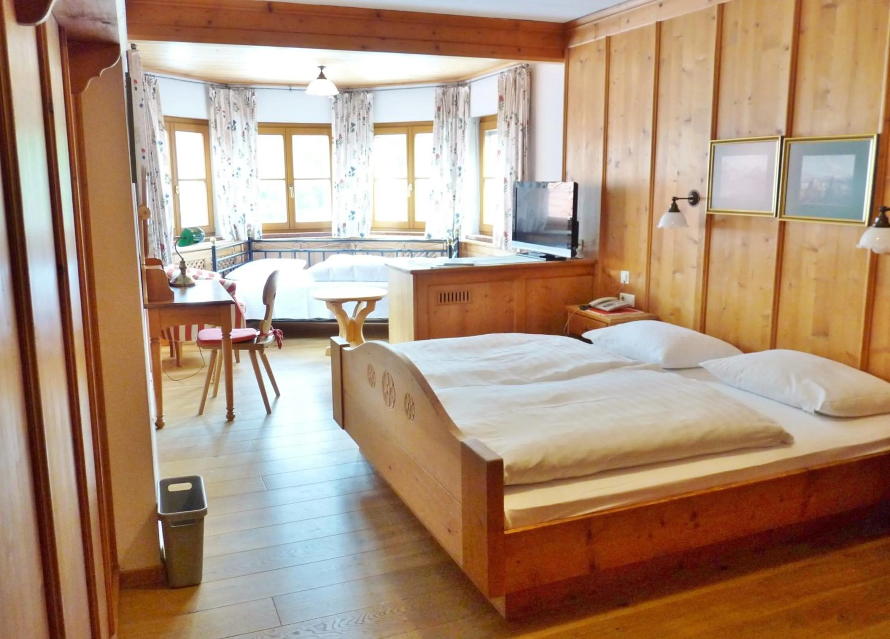 Family, Bed in Gasthof Hotel Doktorwirt