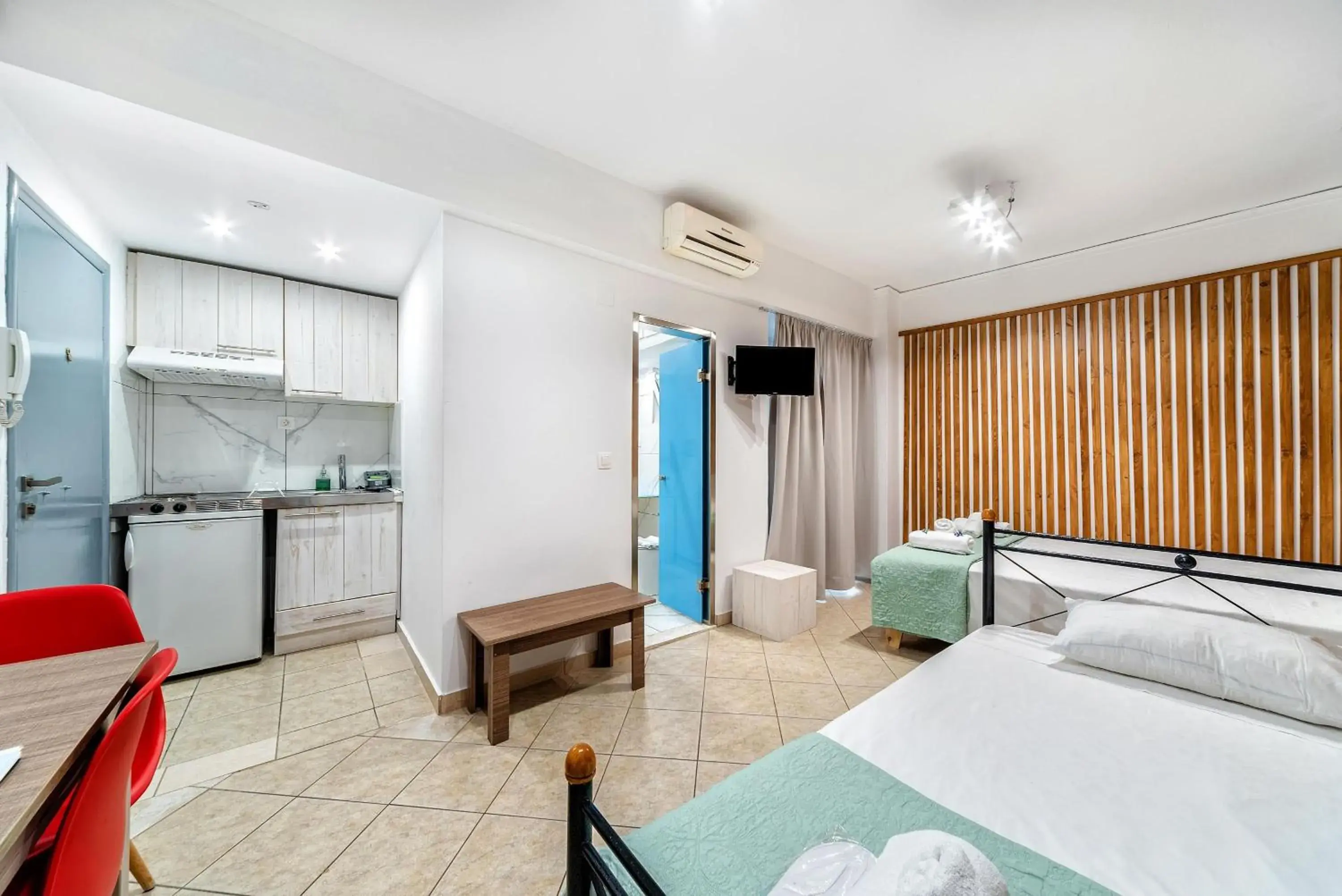 Queen Studio in City Center Studios by Cretan Houses Queen Studio in City Center Studios by Cretan Houses