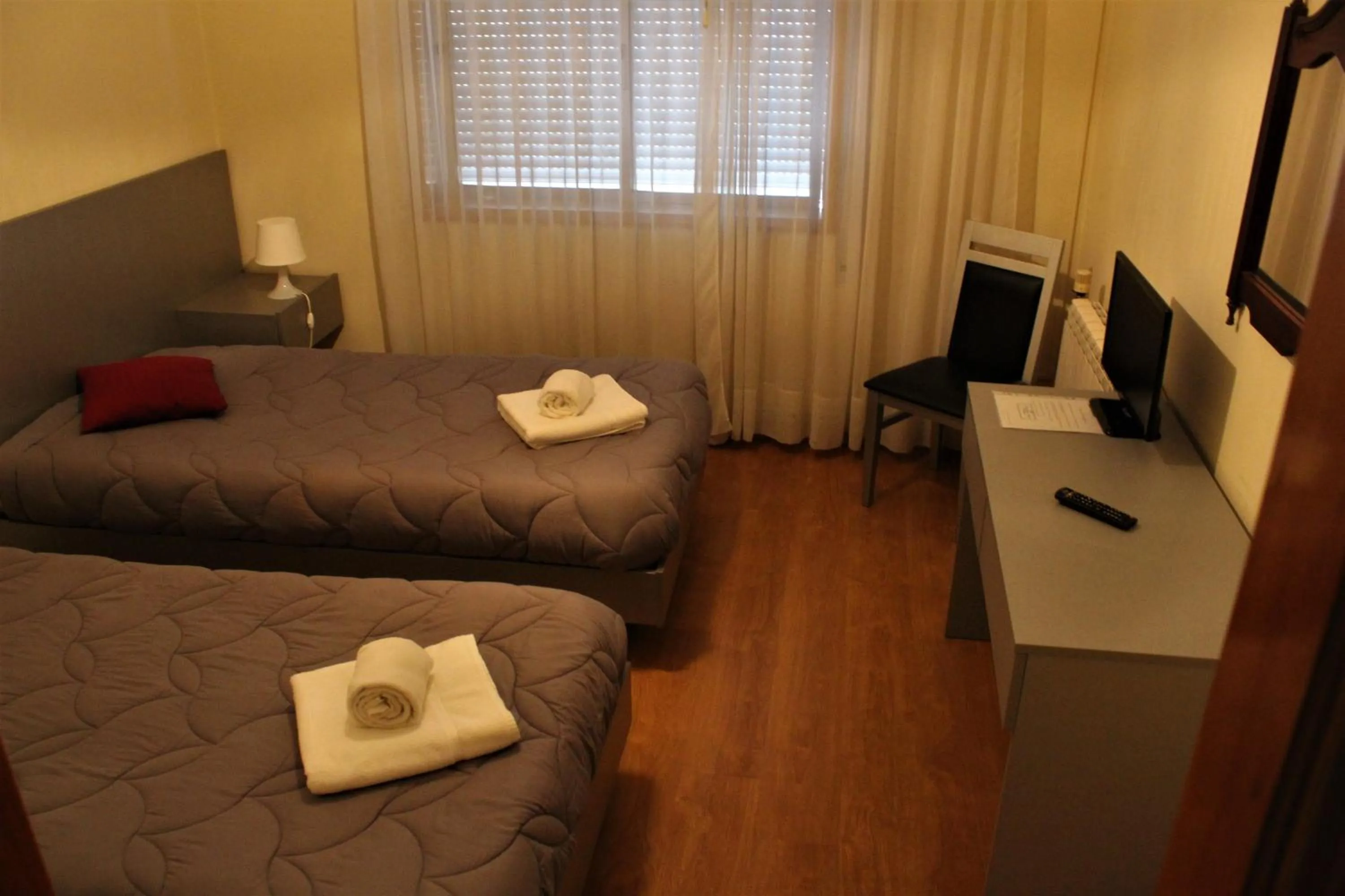 Bed in Hotel Jorge V