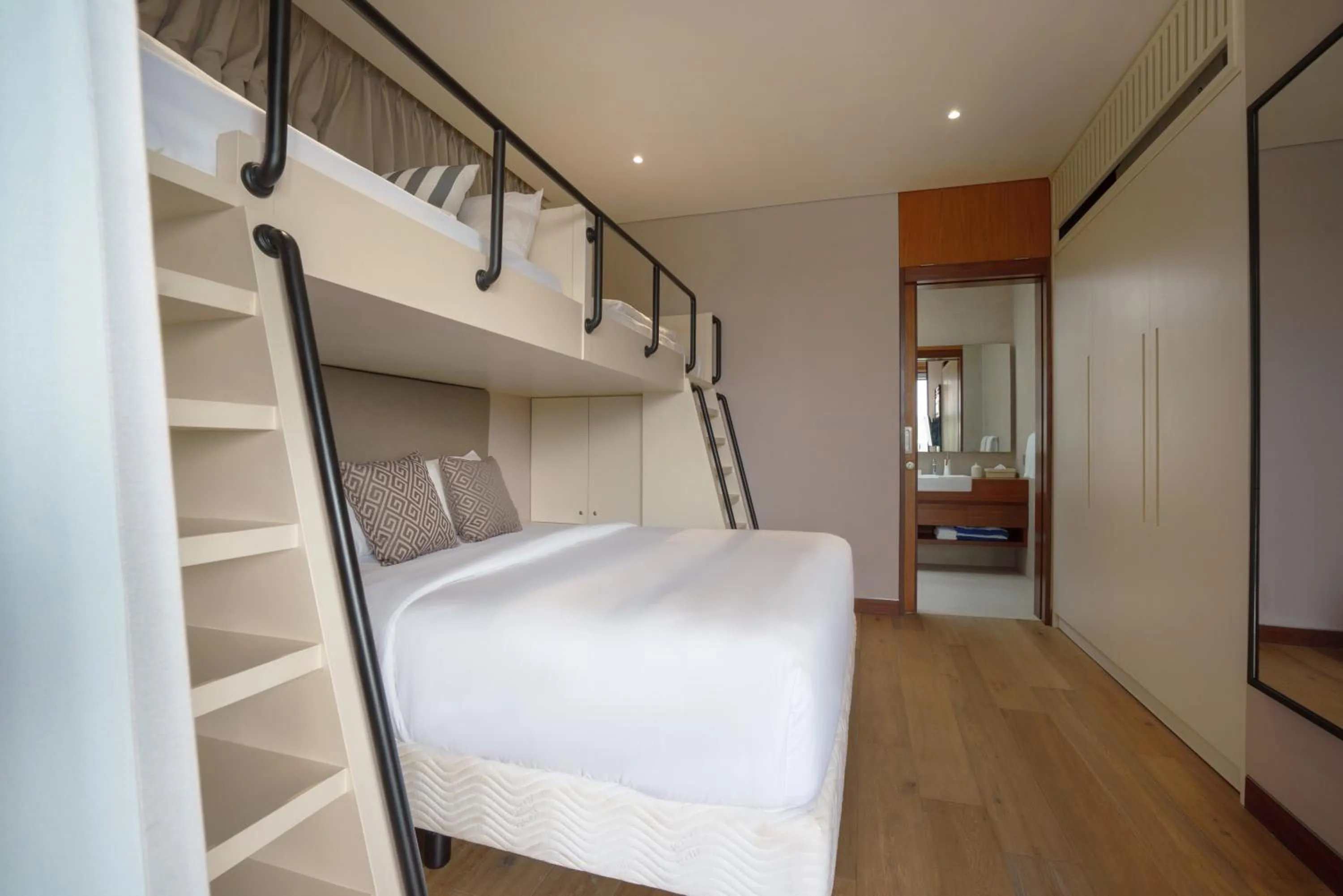 bunk bed, Bed in Selong Selo Resort and Villas