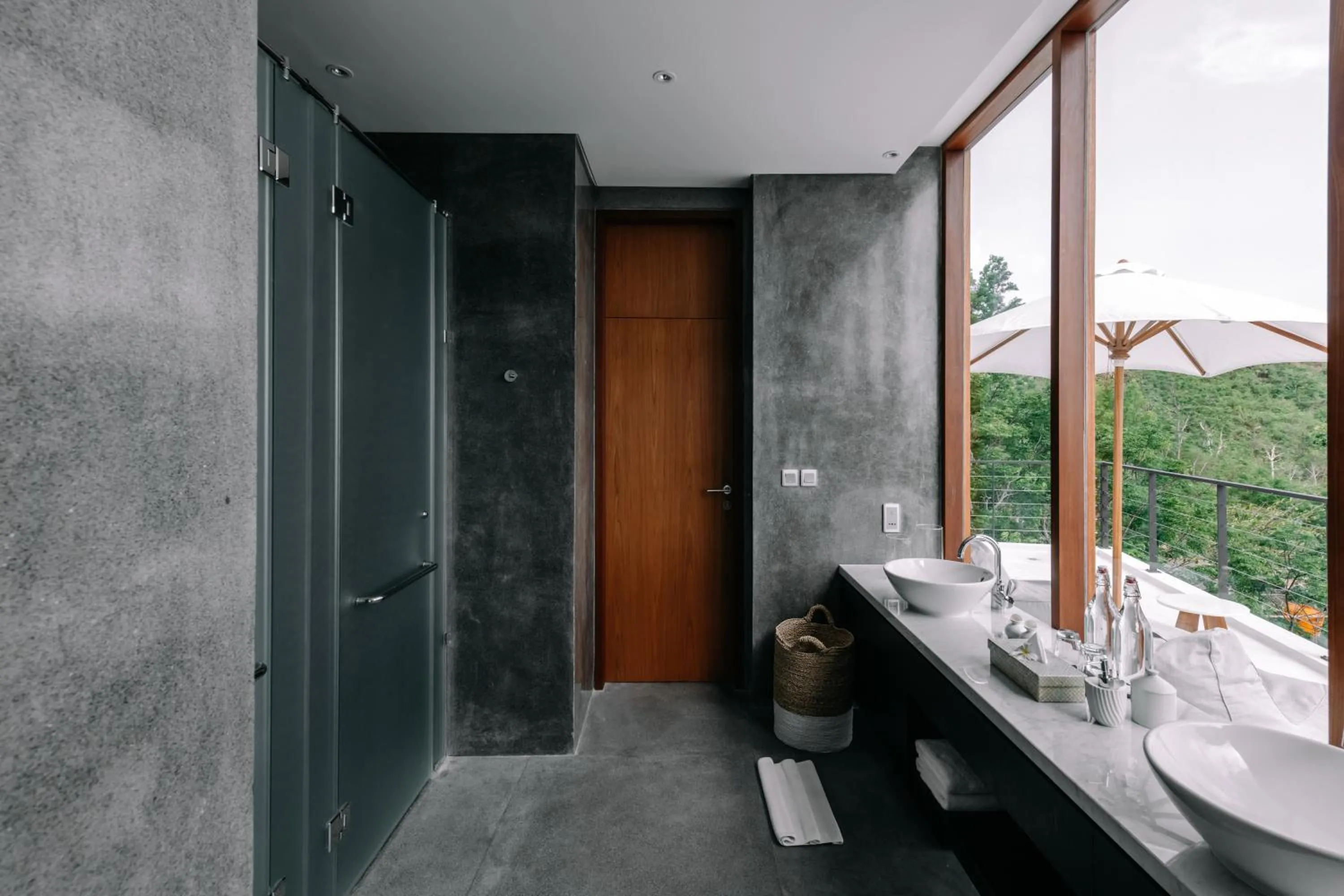 Toilet in Selong Selo Resort and Villas