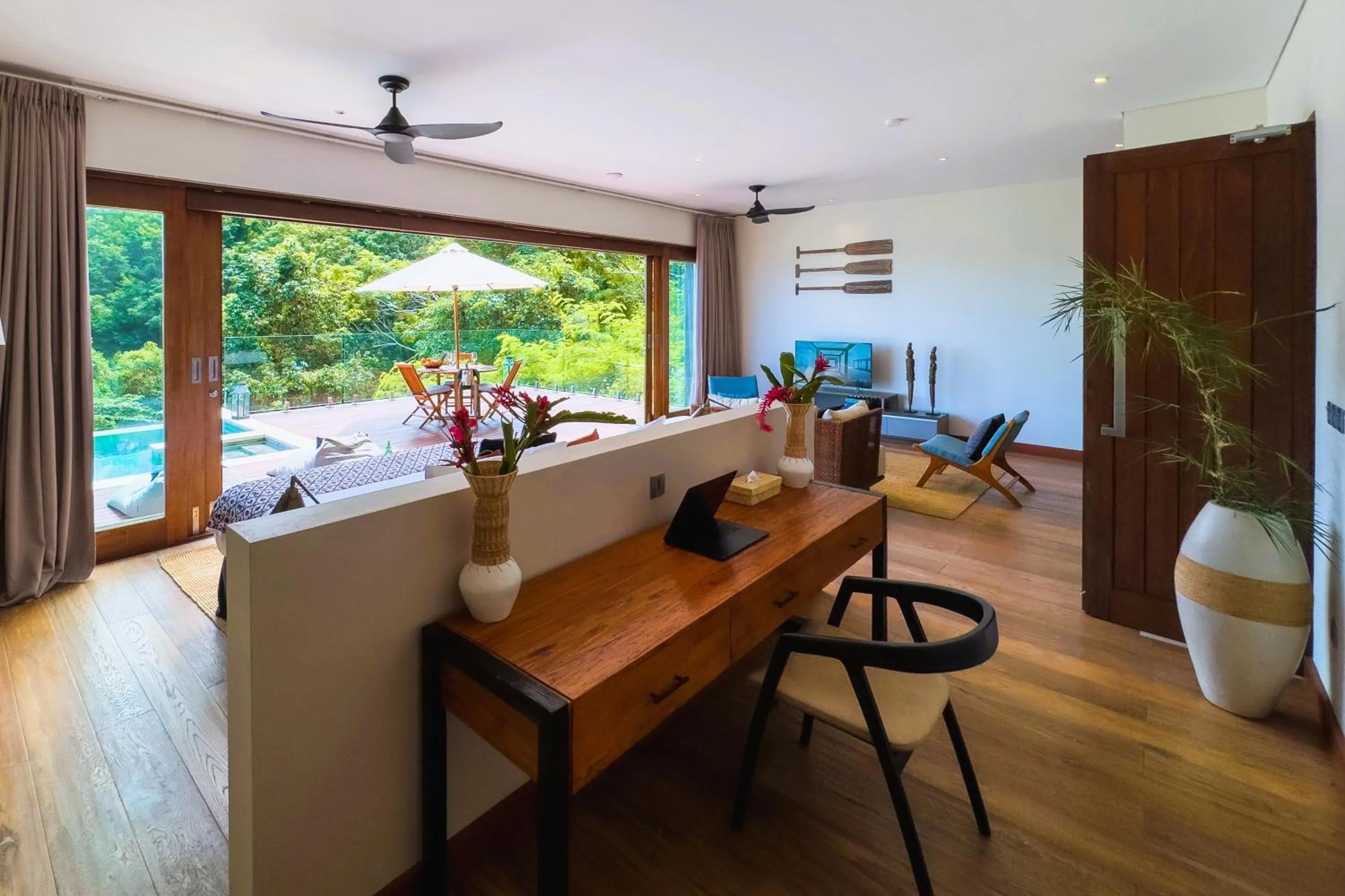 Living room in Selong Selo Resort and Villas