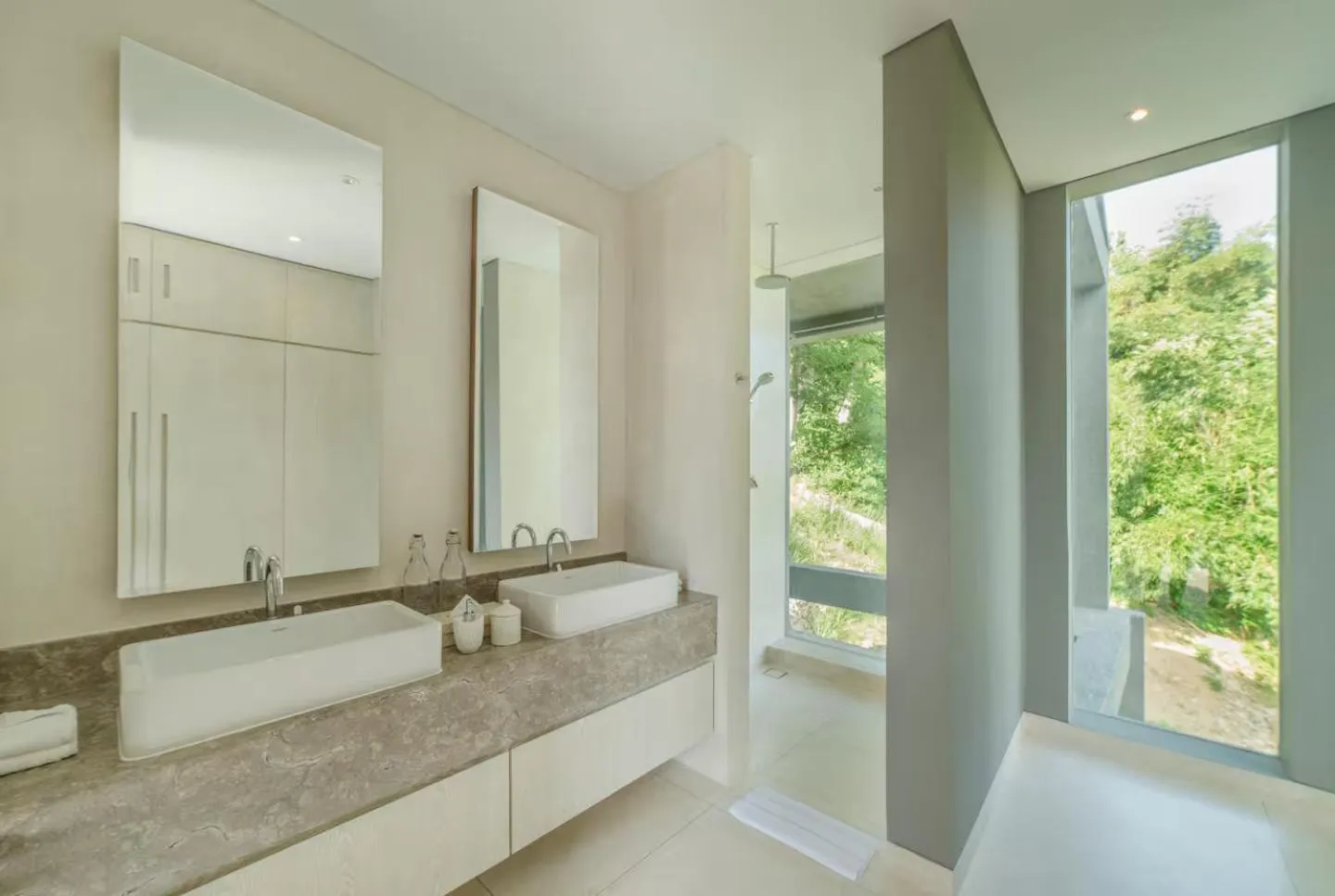 Bathroom in Selong Selo Resort and Villas