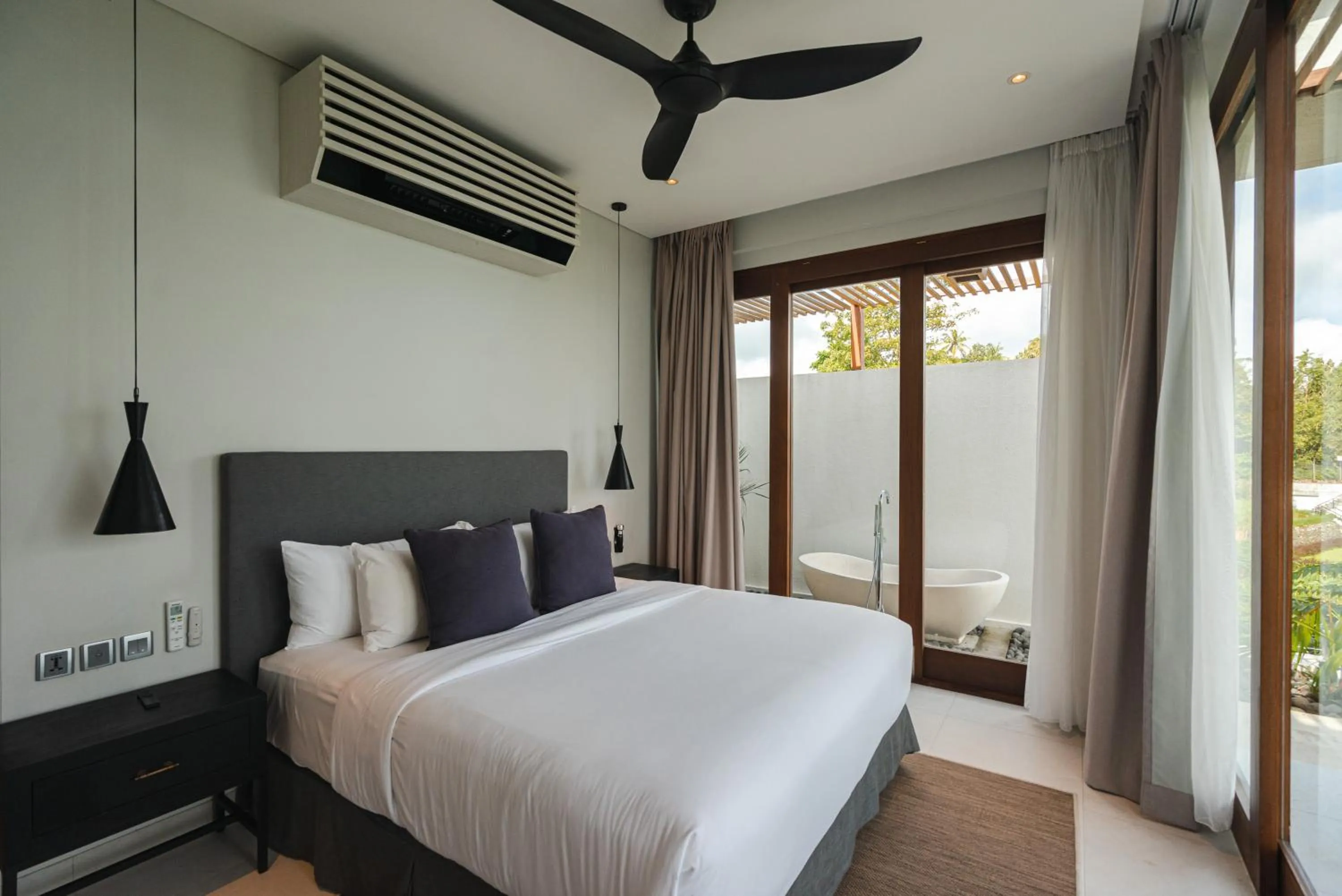 Bedroom, Bed in Selong Selo Resort and Villas