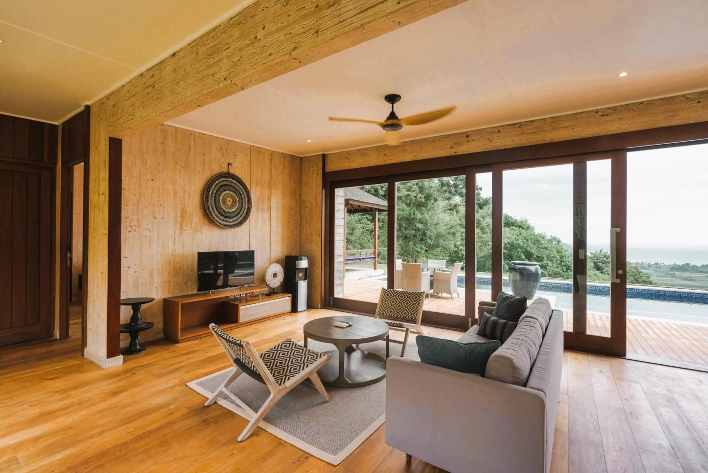 Living room in Selong Selo Resort and Villas