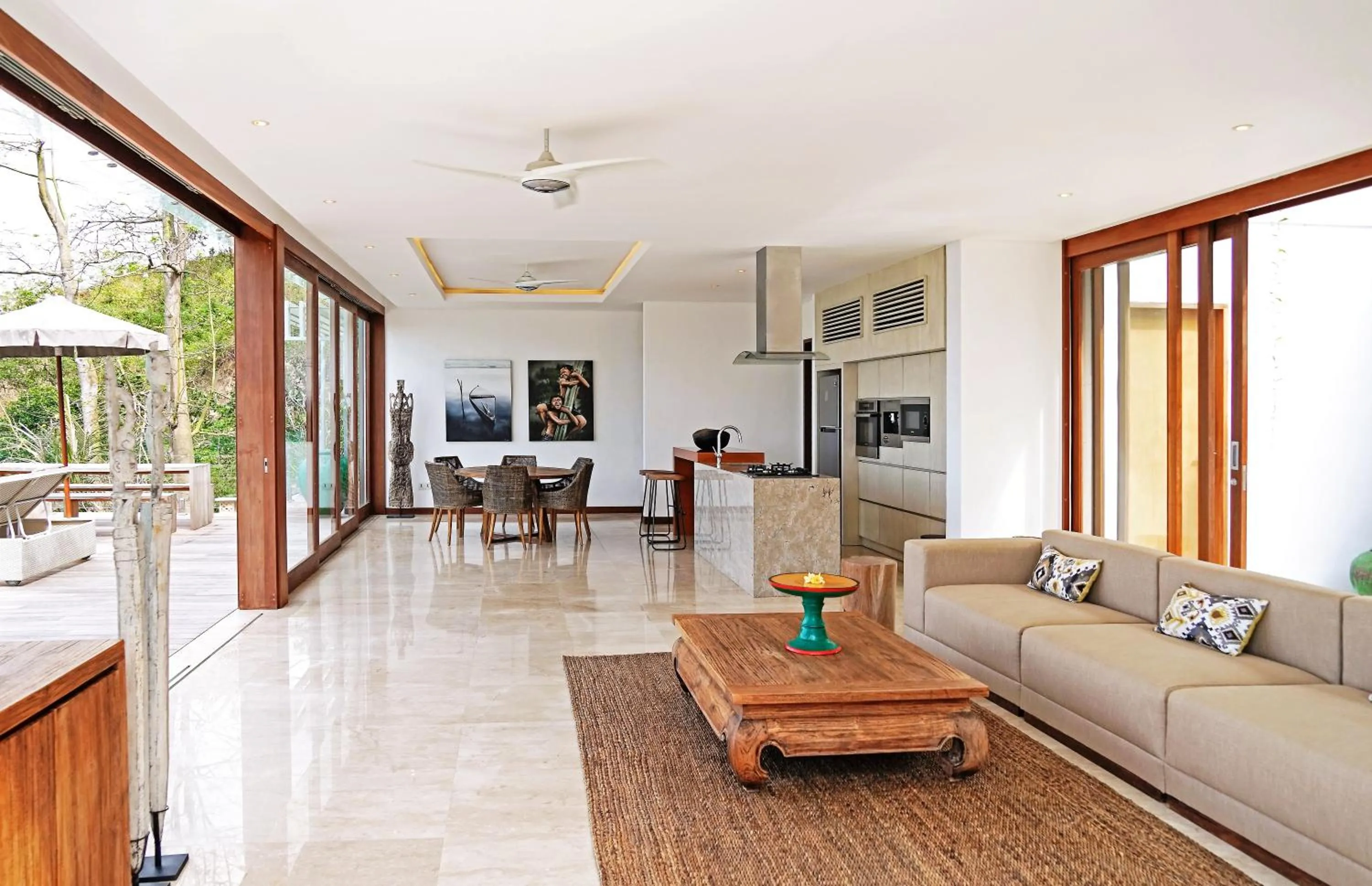 Living room in Selong Selo Resort and Villas
