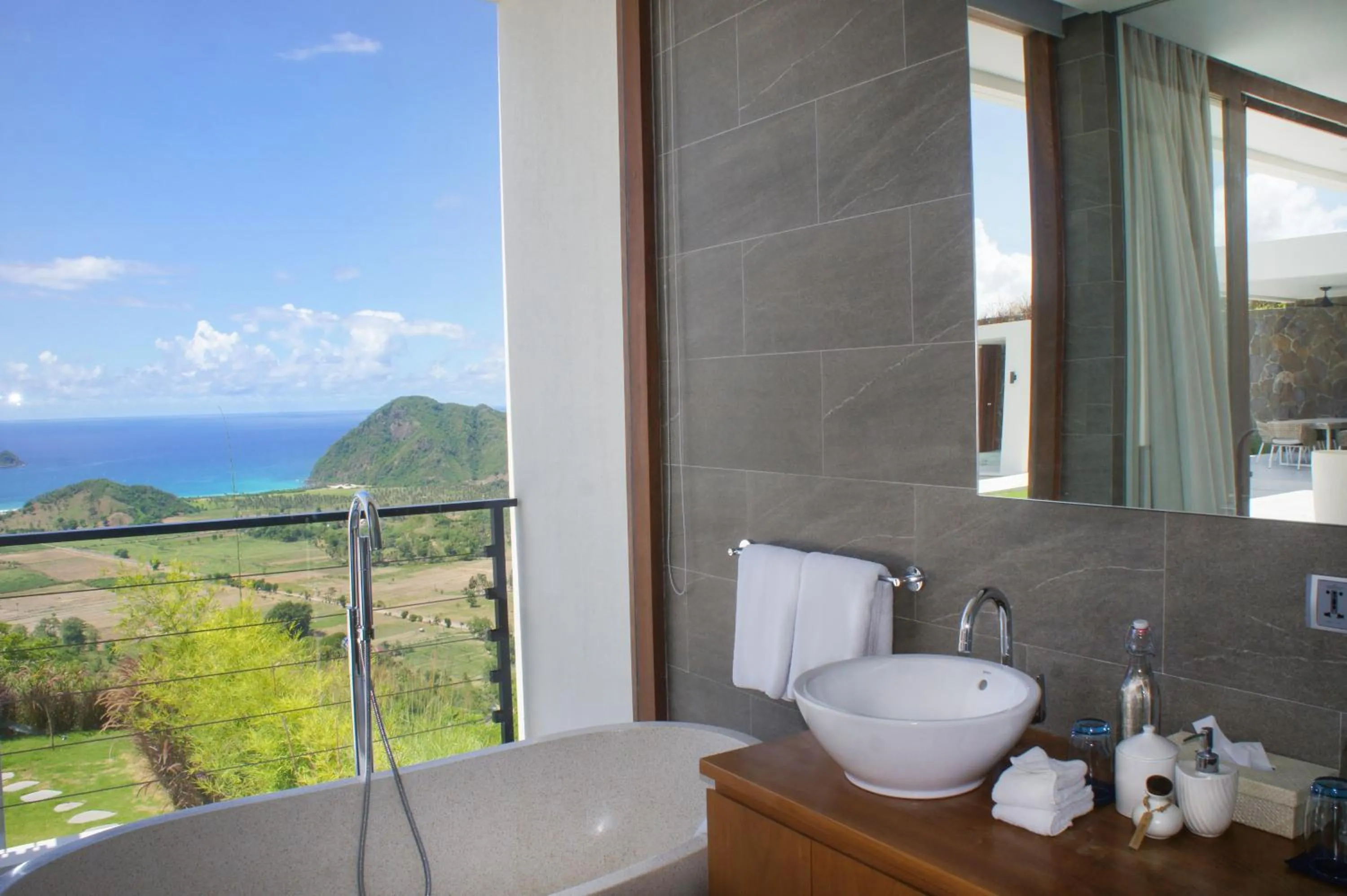 Bathroom in Selong Selo Resort and Villas