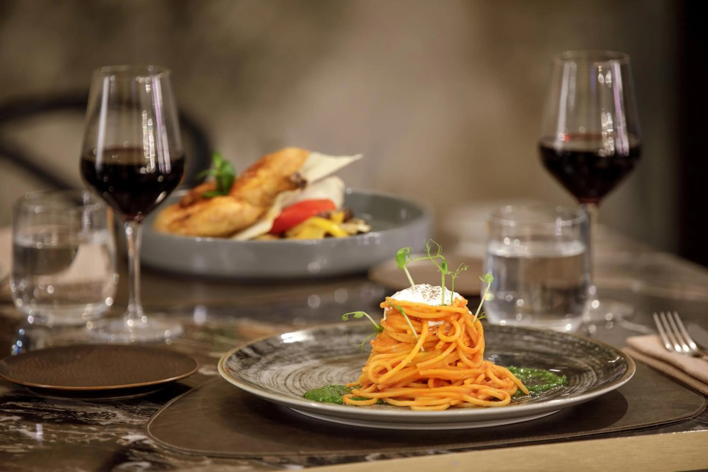 Restaurant/places to eat in DoubleTree By Hilton Milan