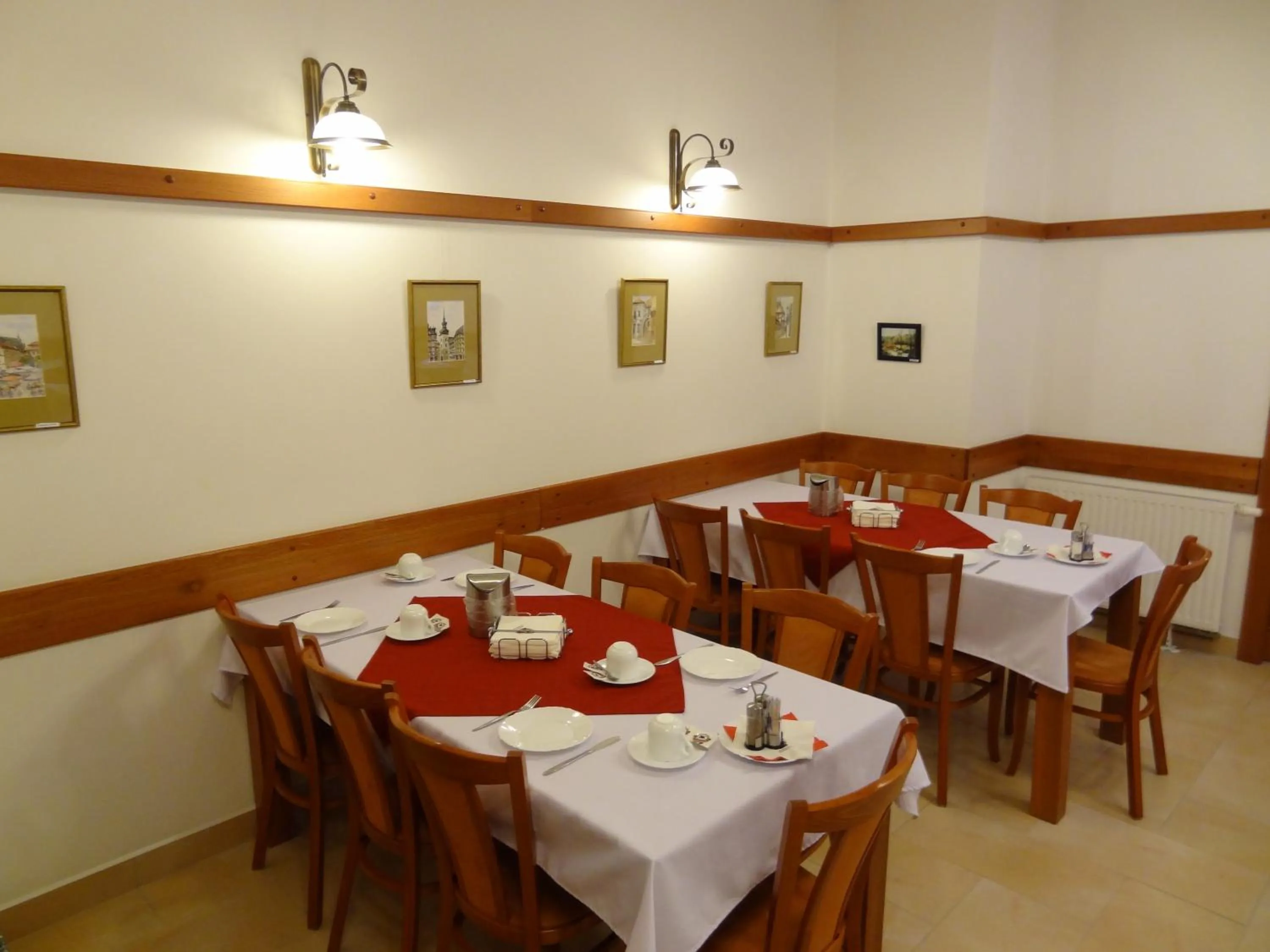 Restaurant/places to eat in Hotel Pegas Brno