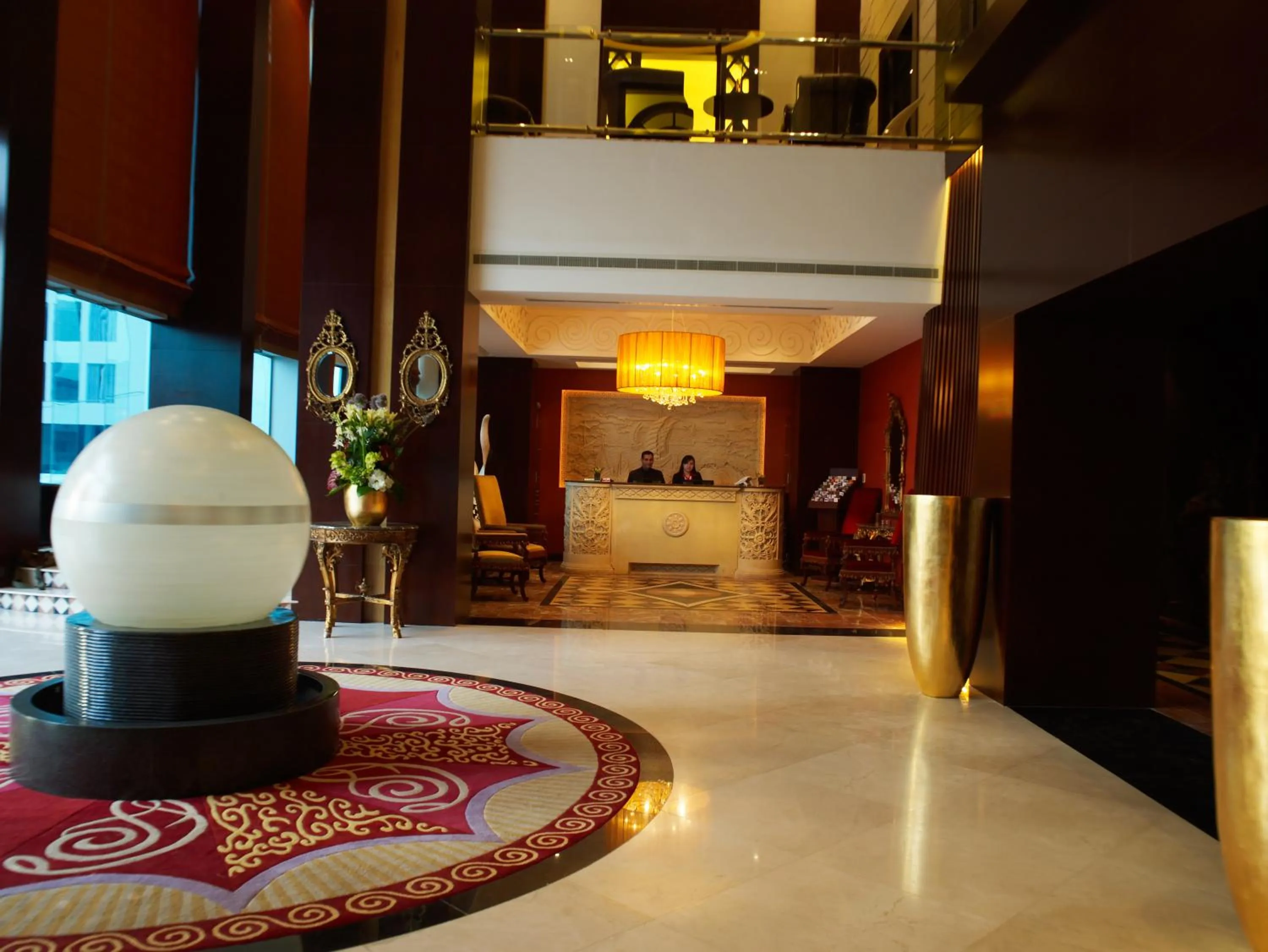Lobby or reception in Ista Suites Seef