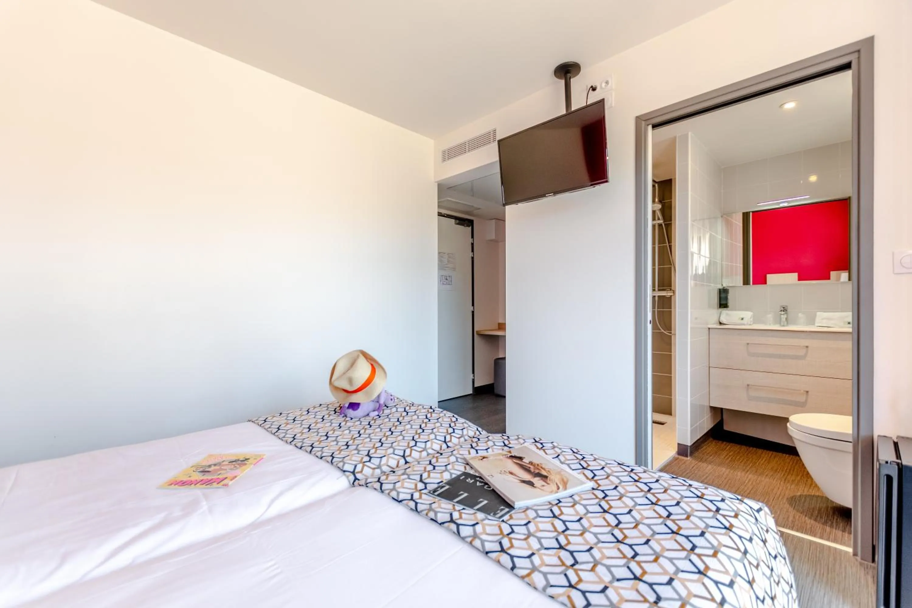 Bed in Hotel Le Virevent