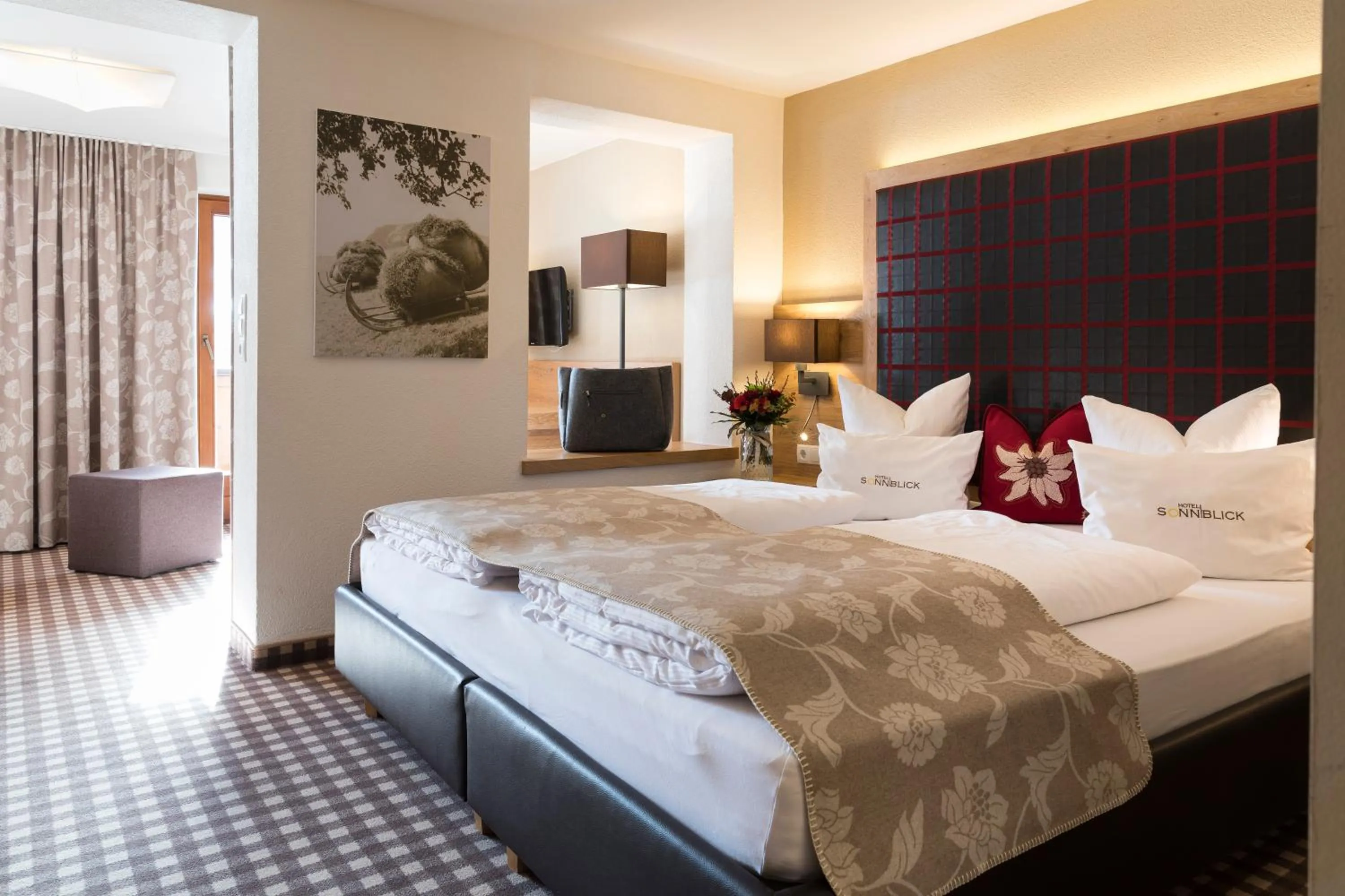 Photo of the whole room, Bed in GenussHotel Sonnblick