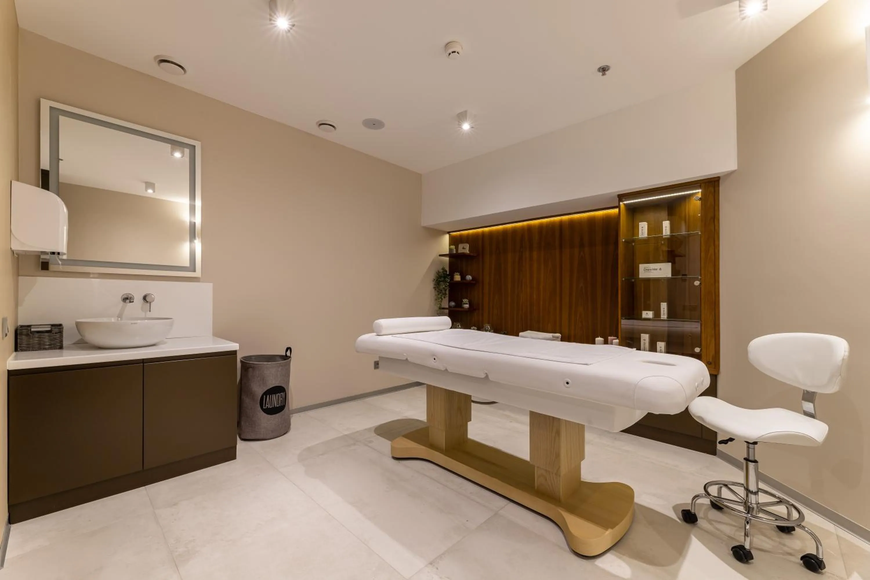 Massage in Premier Hotel Dnister