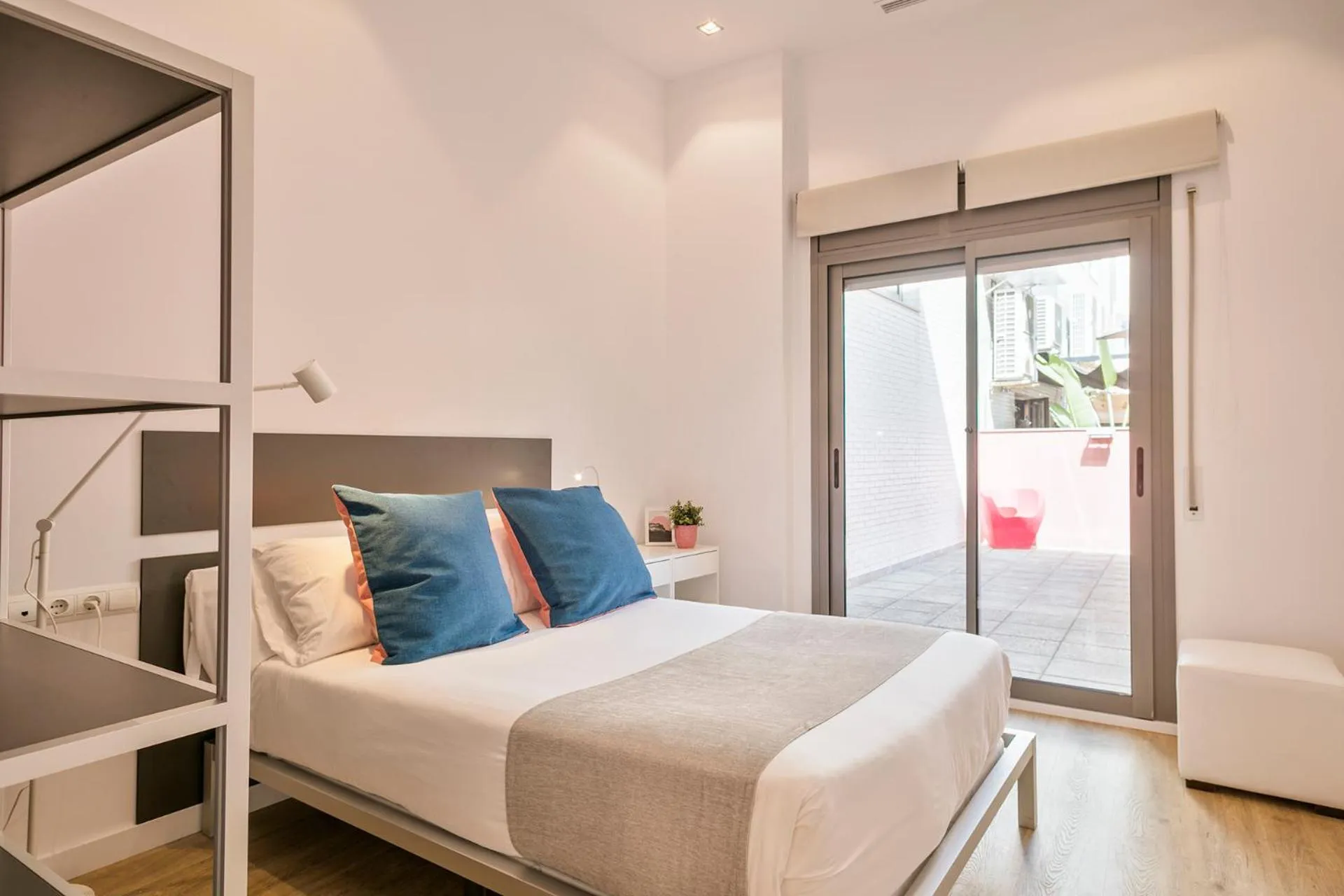 Bedroom, Bed in Lugaris Rambla Apartments