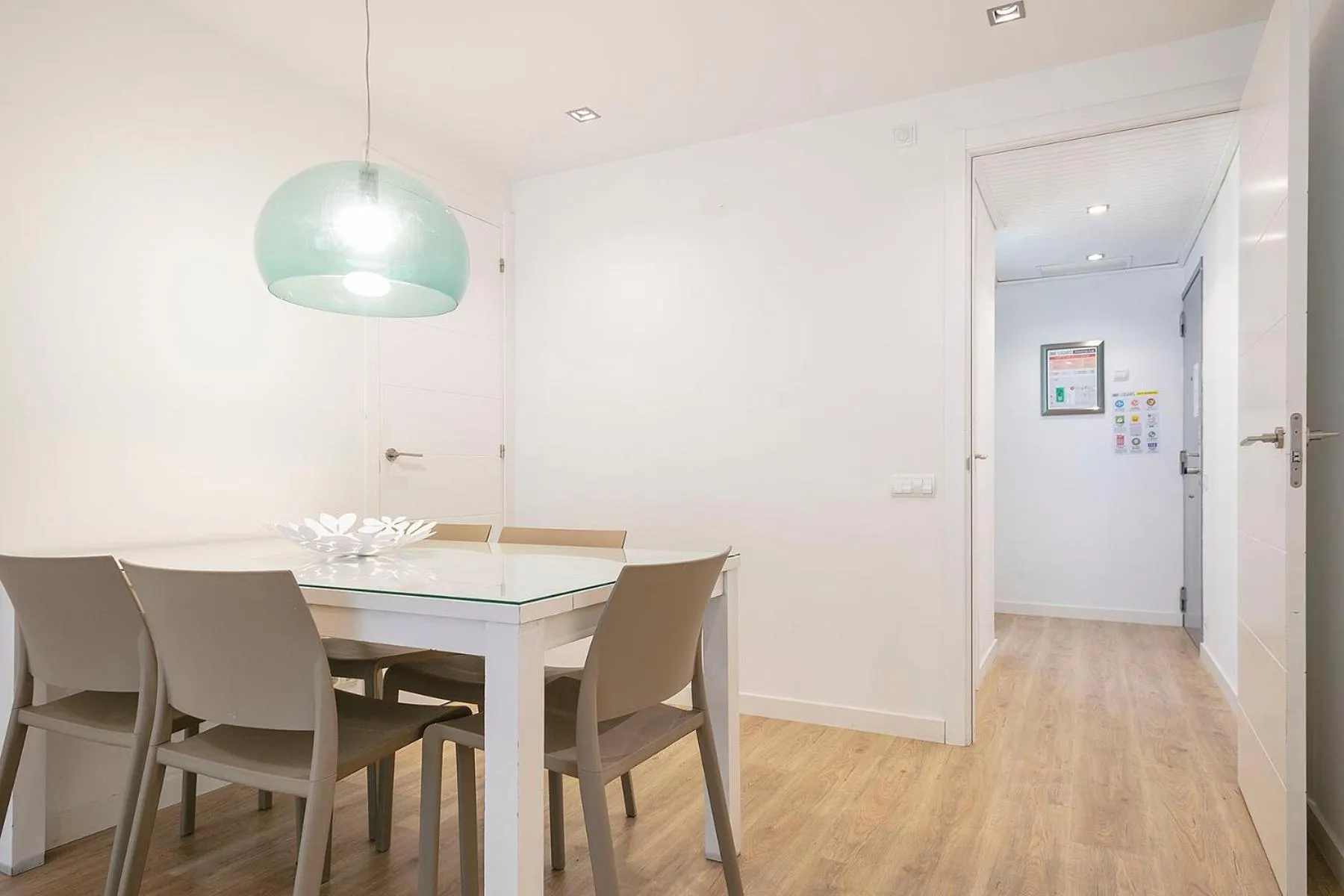 Dining area in Lugaris Rambla Apartments