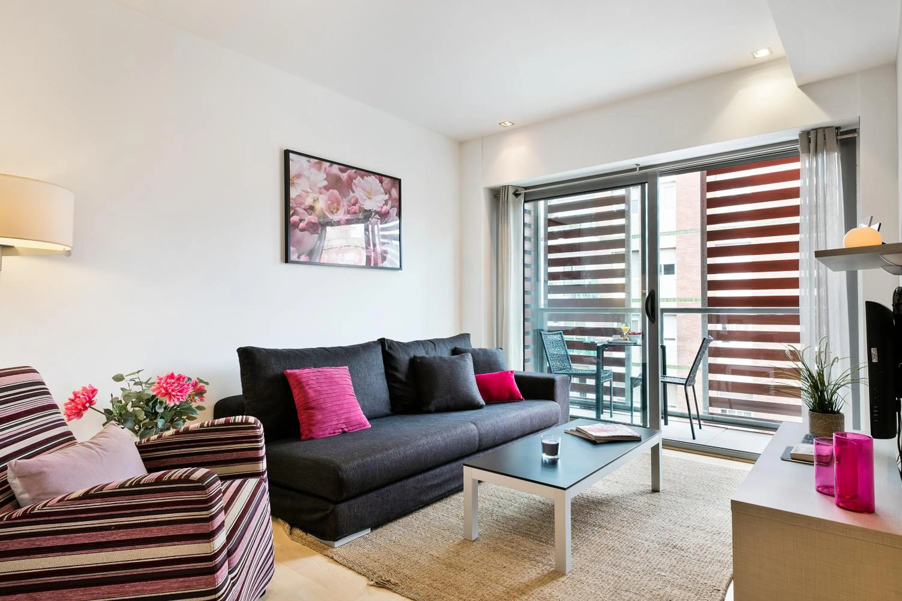 Living room in Lugaris Rambla Apartments