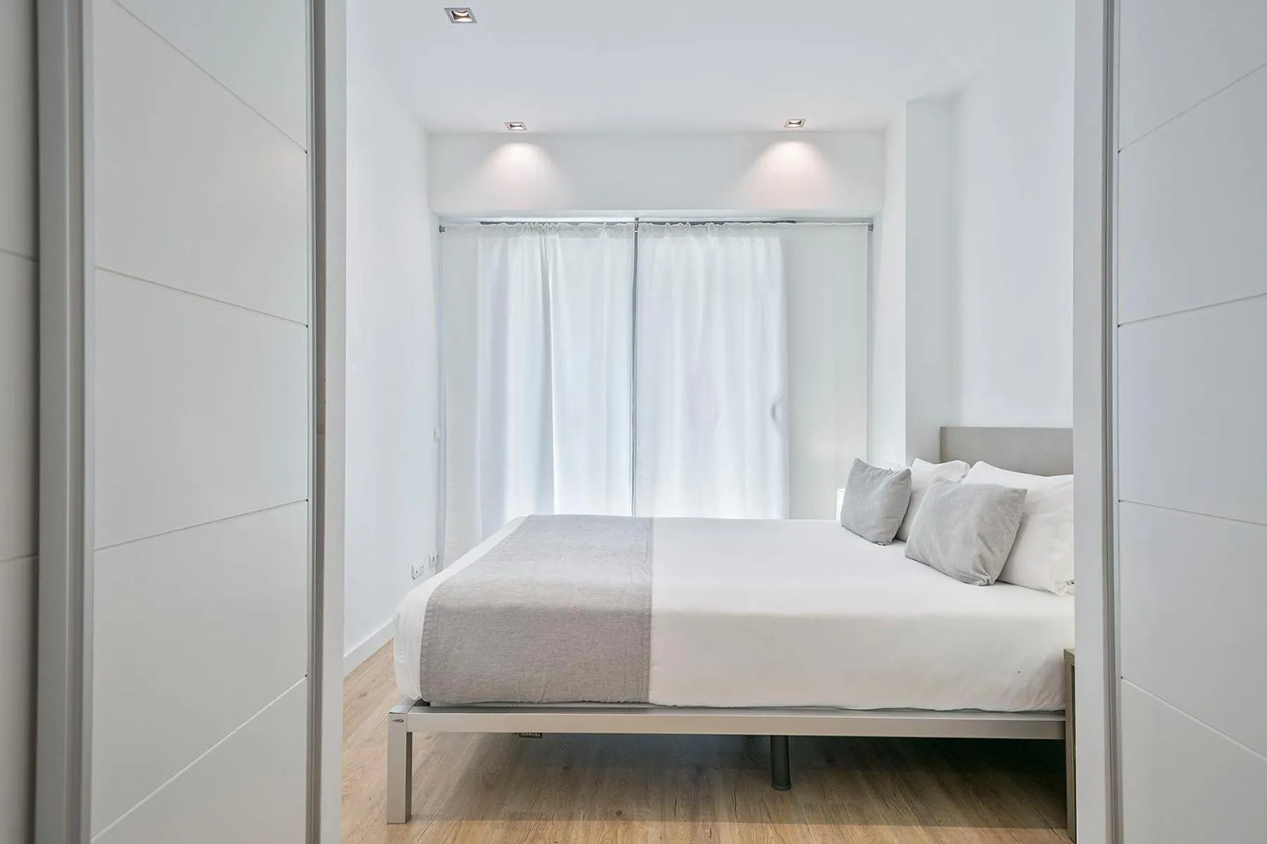Bed in Lugaris Rambla Apartments
