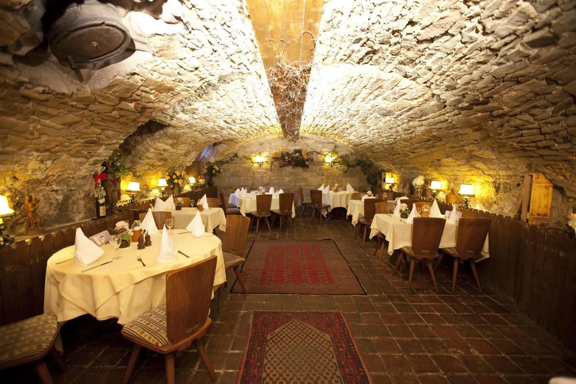 Restaurant/places to eat in Hotel Hirsch