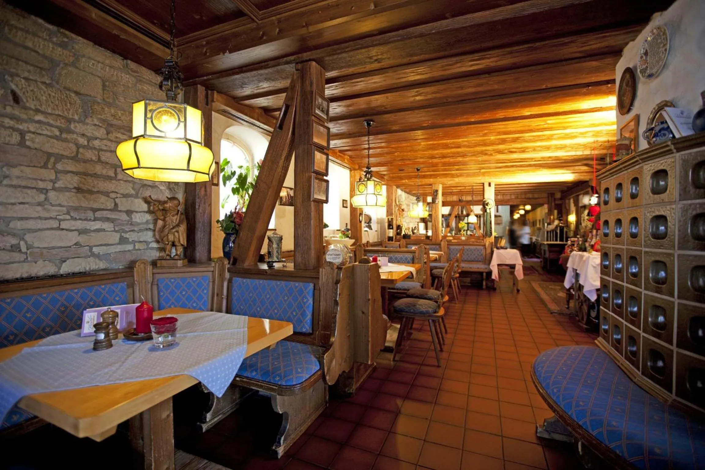 Restaurant/places to eat in Hotel Hirsch