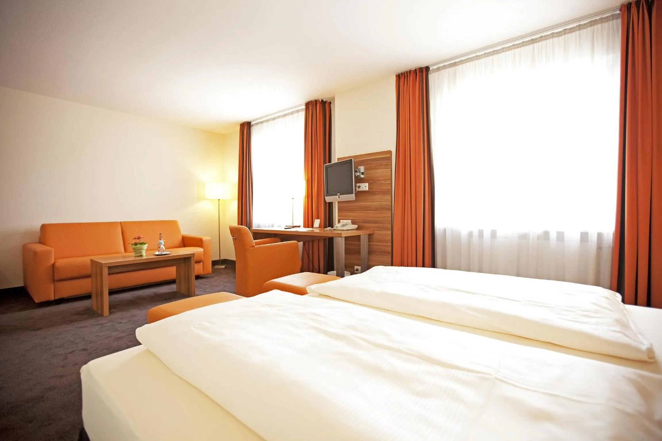 Photo of the whole room, Bed in Hotel Hirsch