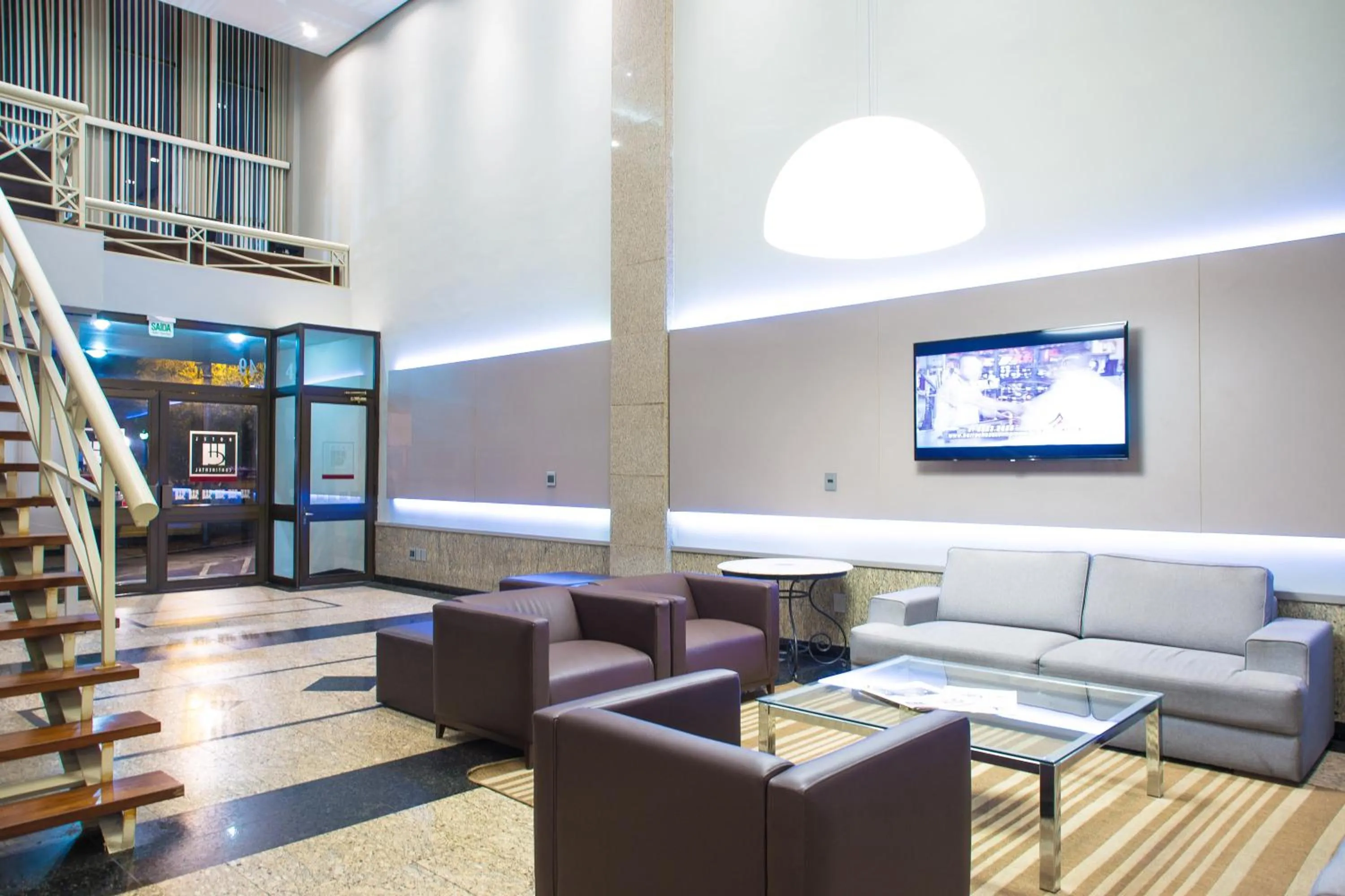 Lobby or reception in Hotel Continental Business - 200 metros do Complexo Hospitalar Santa Casa