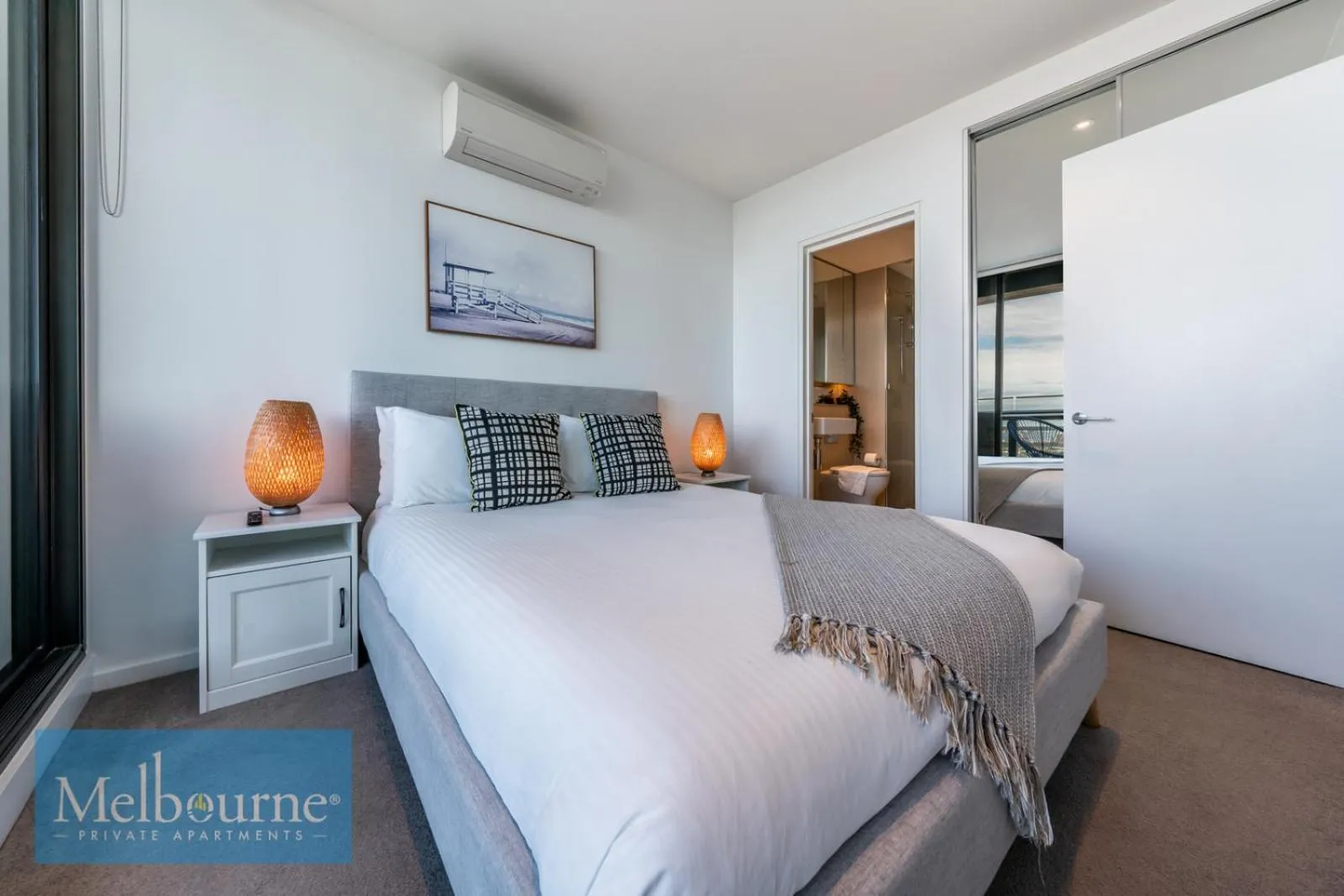 Bedroom, Bed in Melbourne Private Apartments - Collins Street Waterfront, Docklands