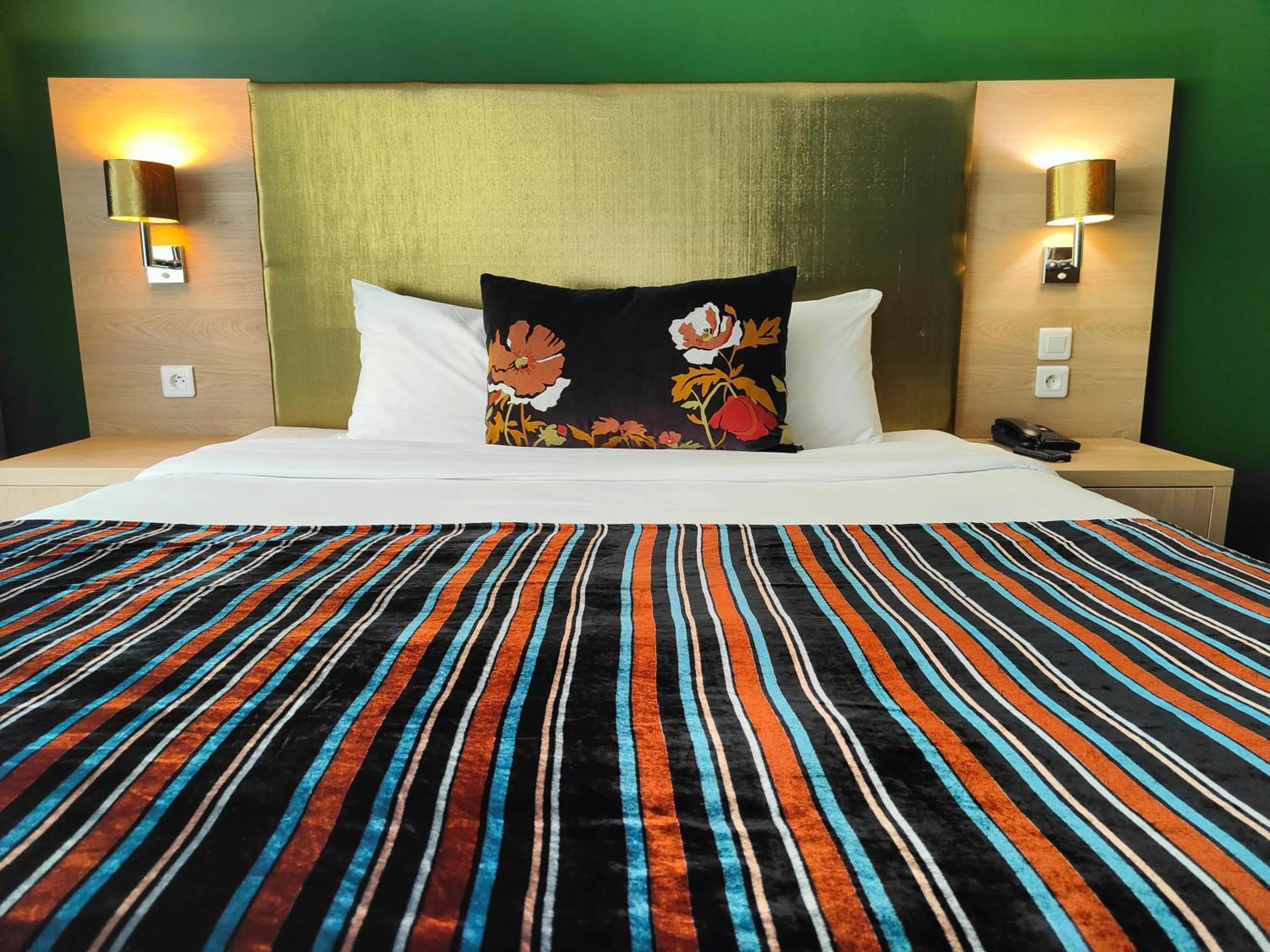 Bed in Royal Cottage Pamela Hotel Cassis