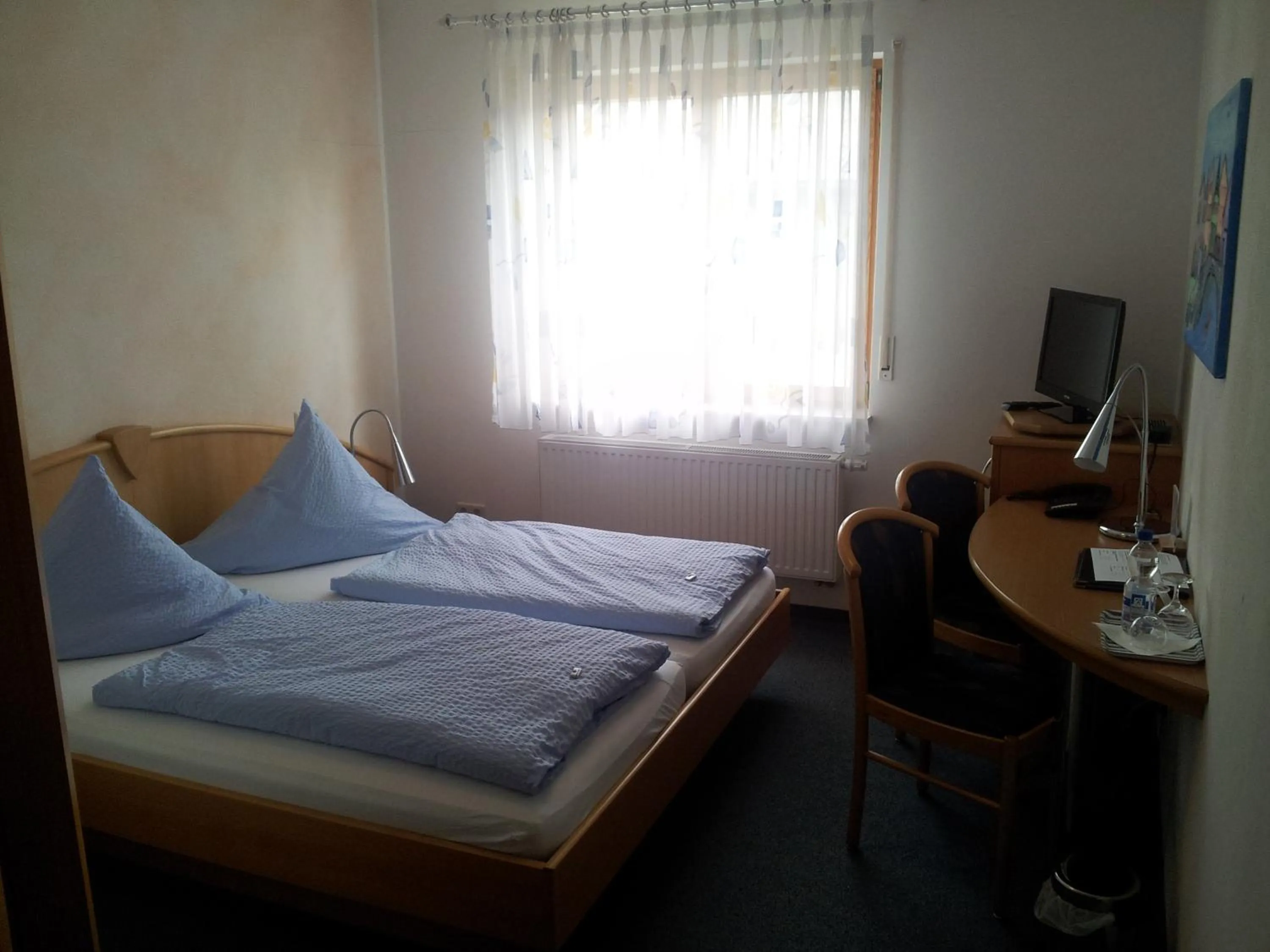 Photo of the whole room, Bed in Berghofstüble Obermarchtal