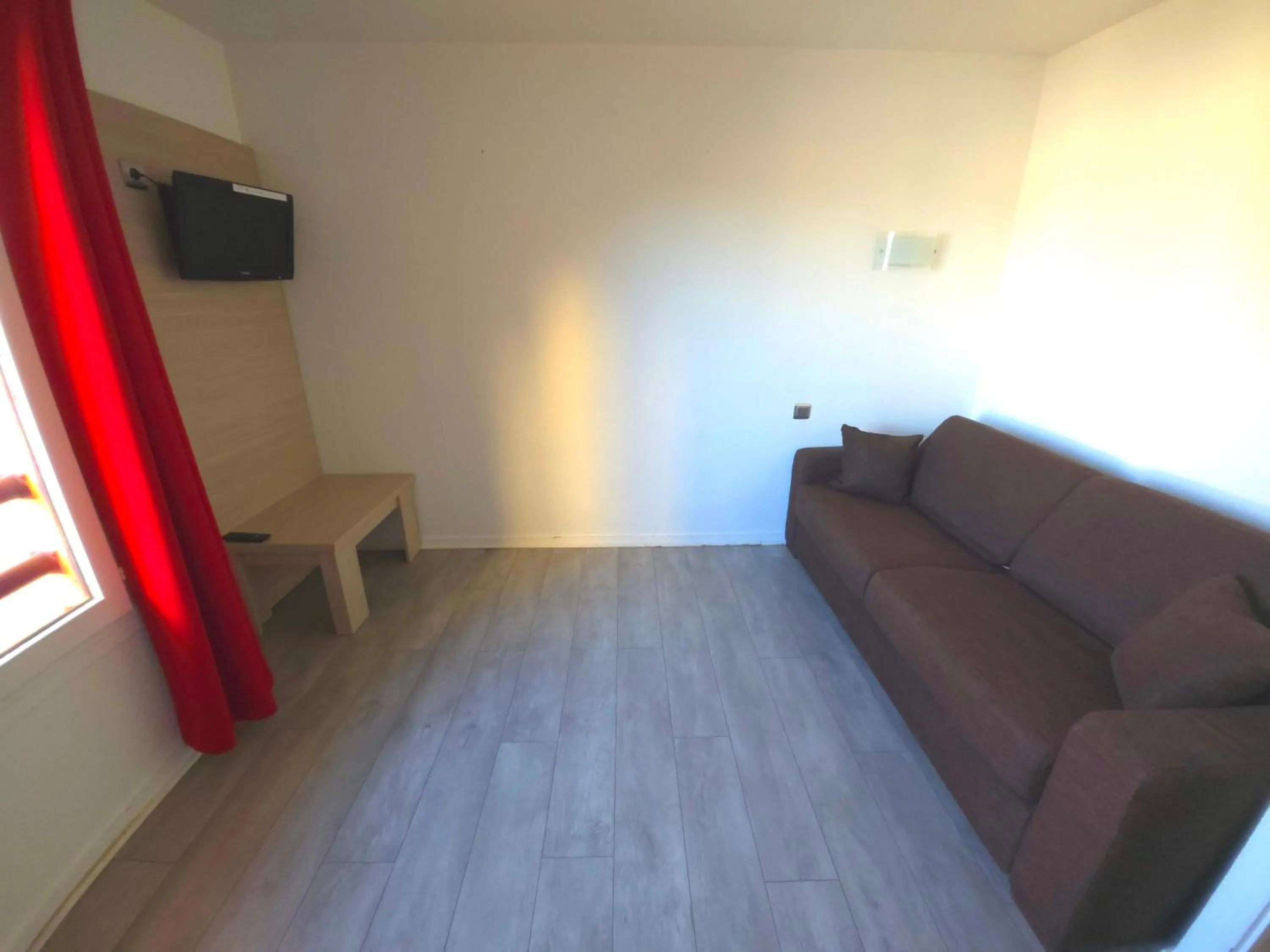 Bed in Geneva Residence