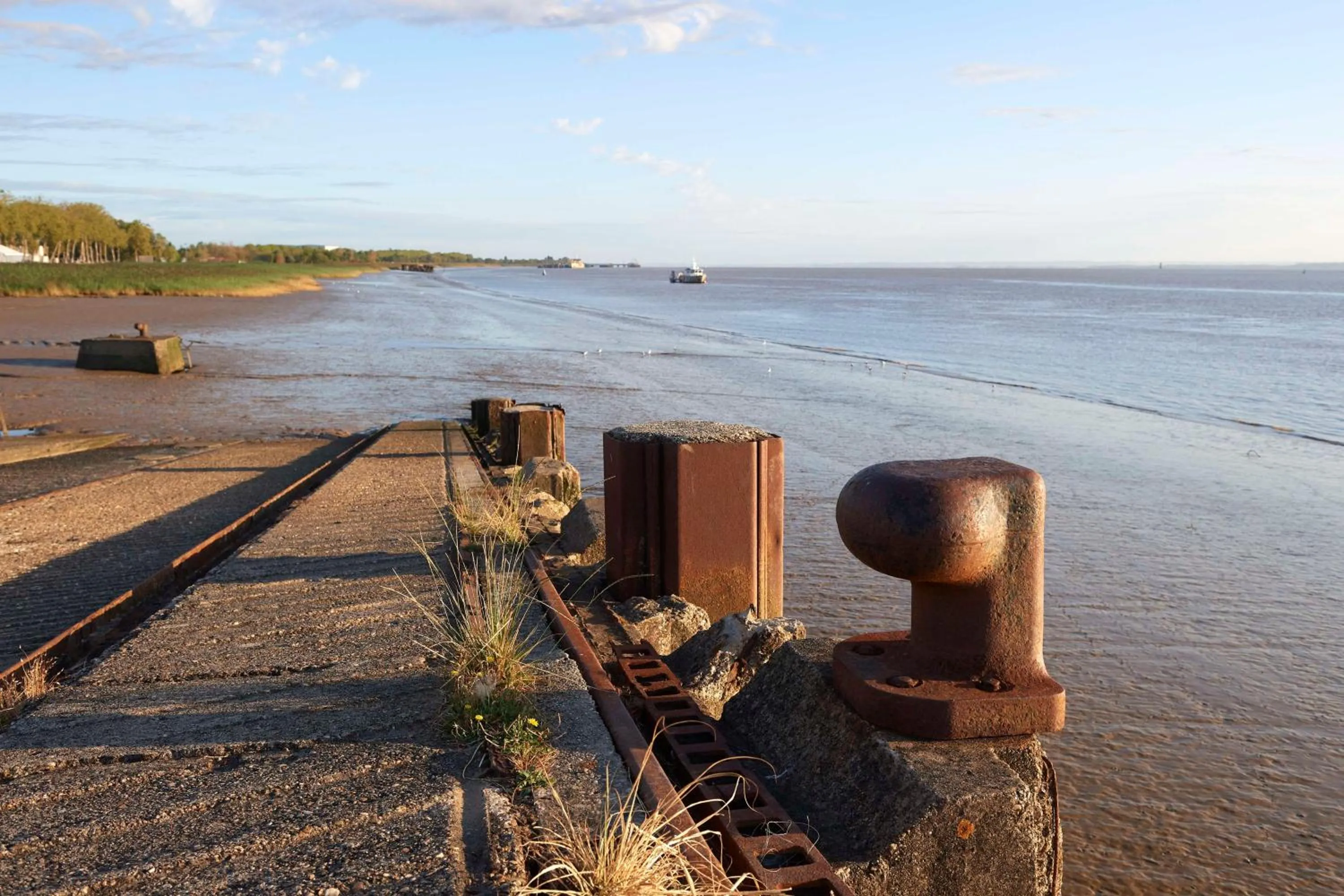 Property building in Best Western Premier Hotel des Vignes et des Anges