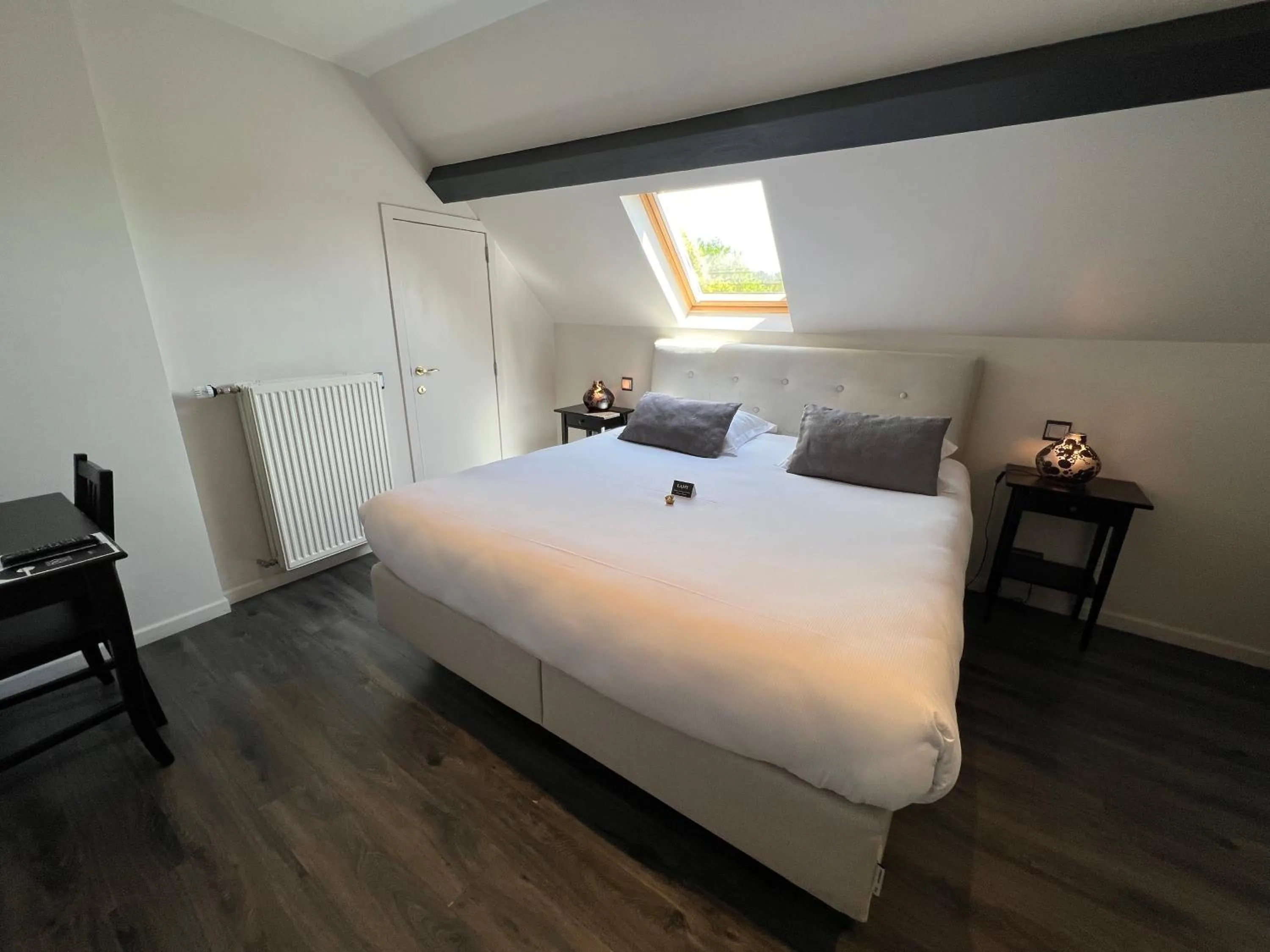 Bedroom, Bed in Hôtel Restaurant Lamy